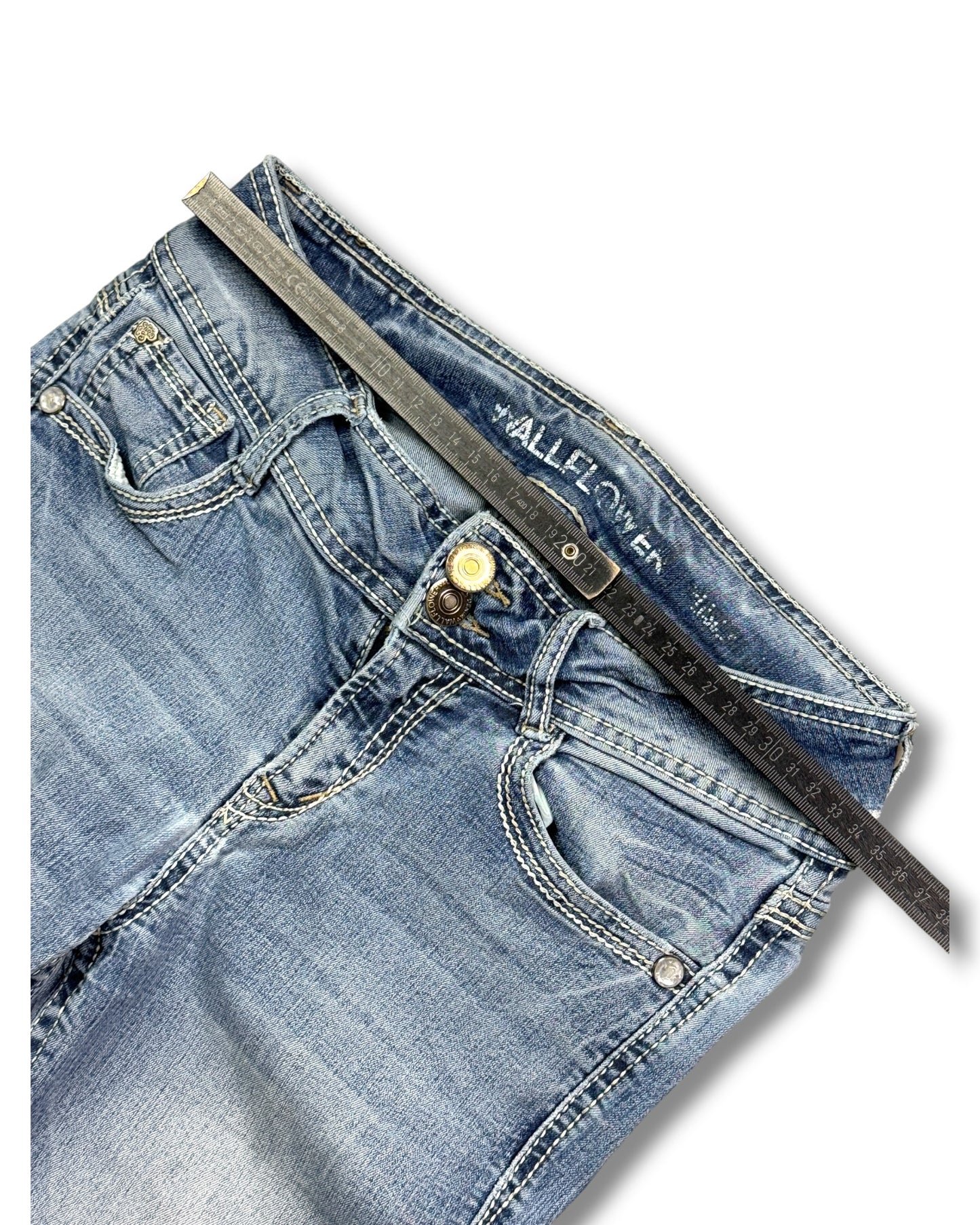 2000's Wallflower Low Waist/Bootcut Jeans Women’s * W24 (XS)