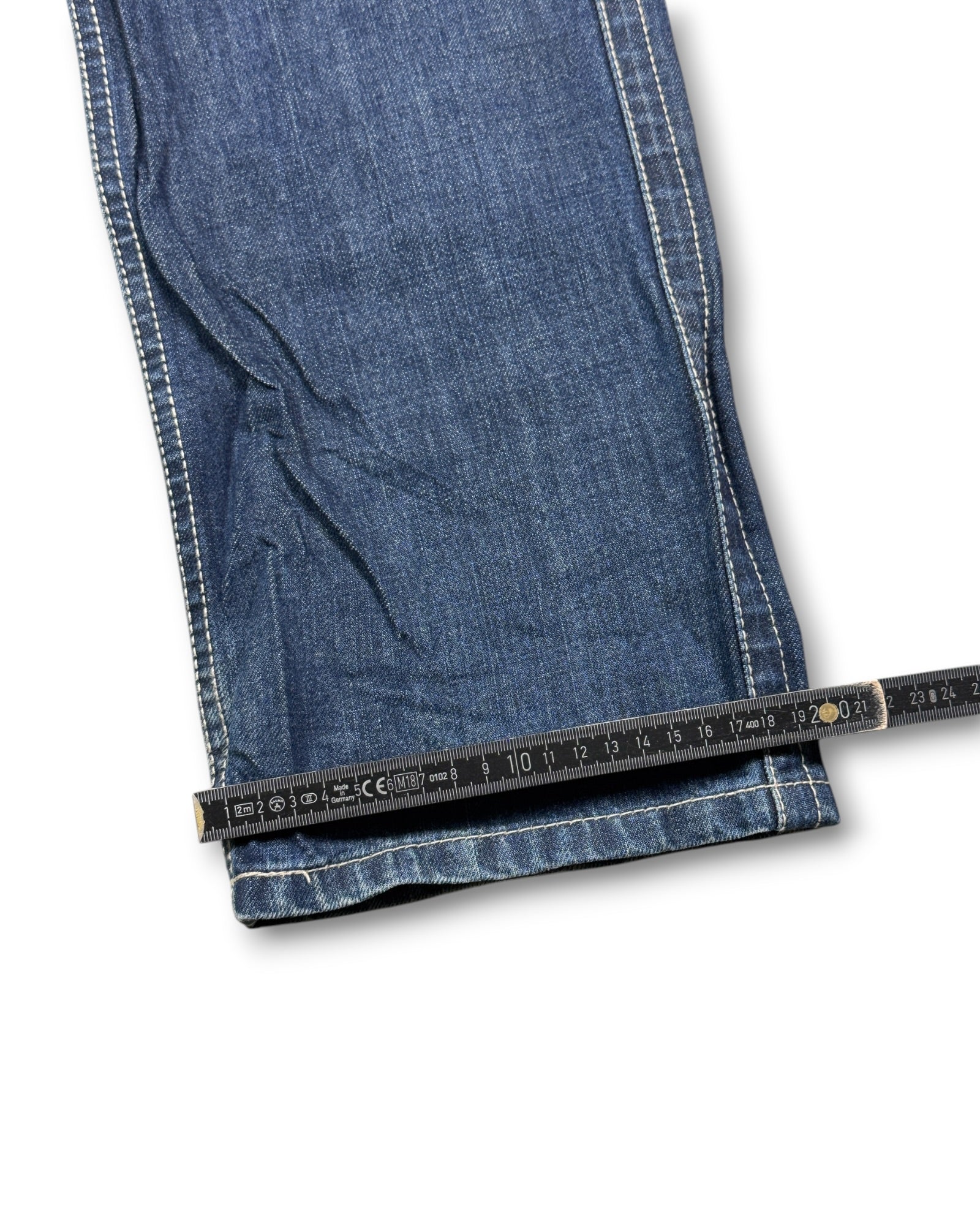 2000's Oniarai Straight/Baggy Japanese Jeans *rare 32x32 (M)