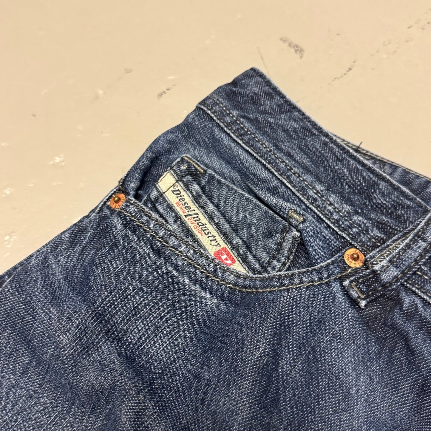 00‘s Diesel Jeans 30x28 - Lennys Vintage