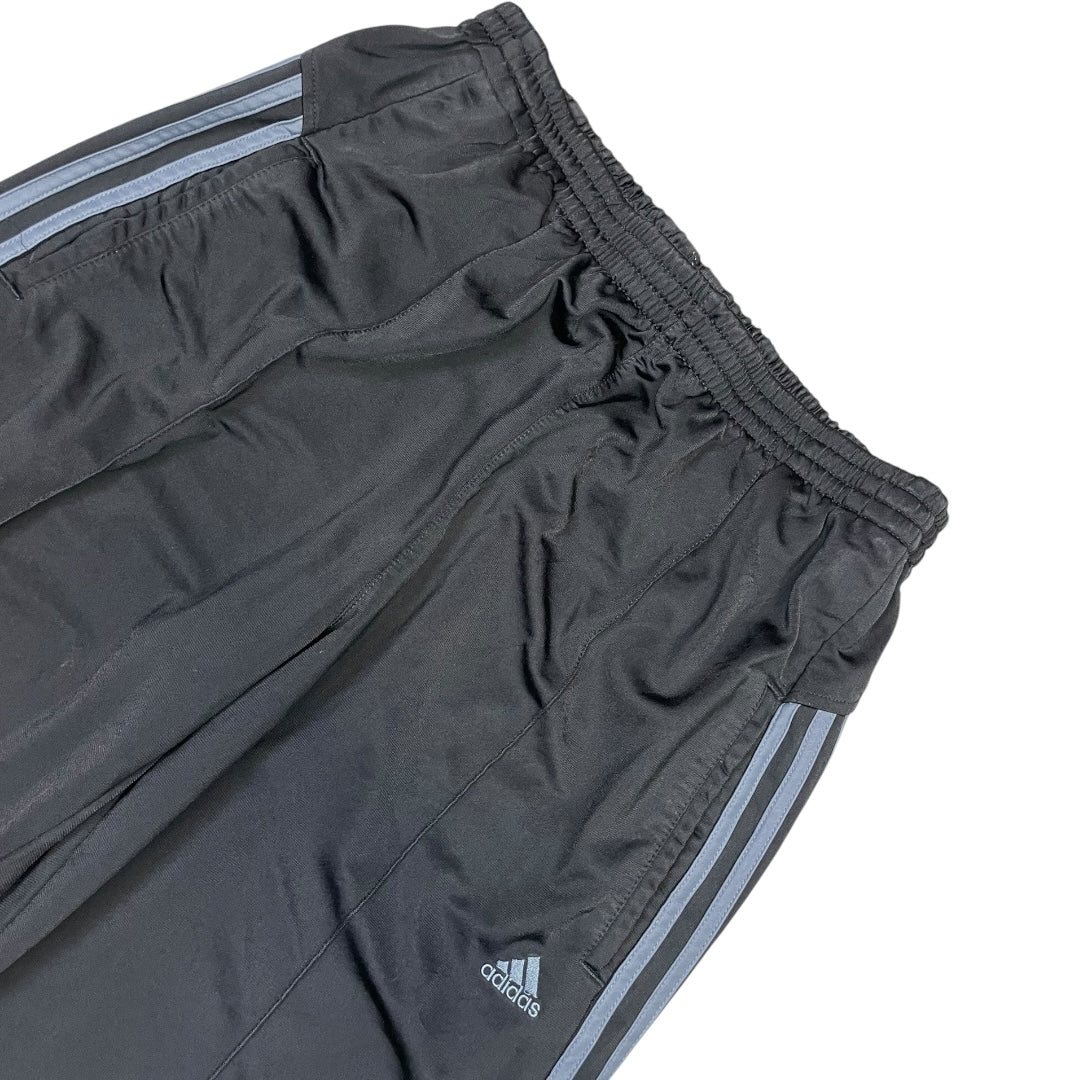 2000‘s Adidas Baggy Trackpants (M)