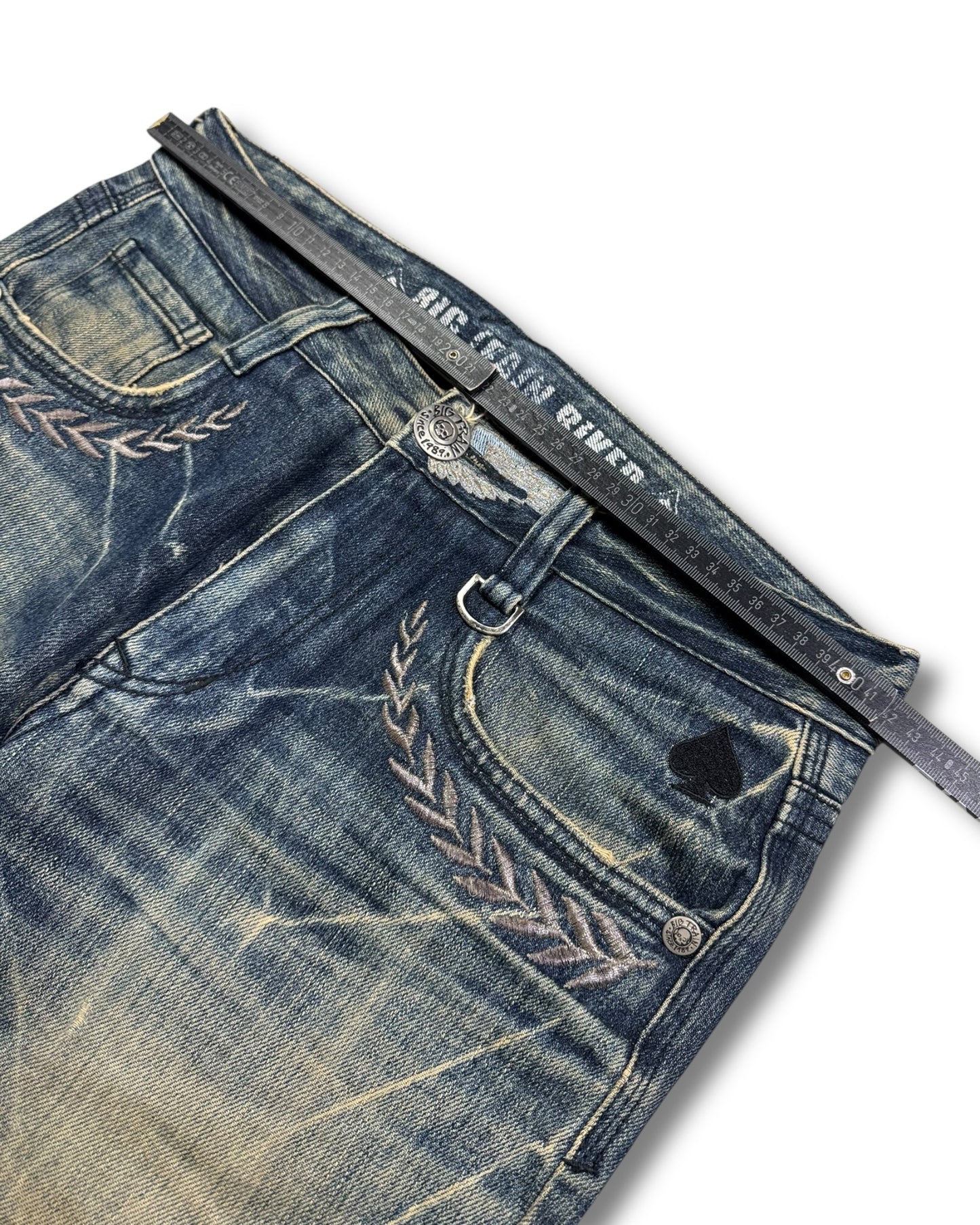 2000's Big Train Straight/Baggy Japanese Jeans *very rare 32x32 (M)