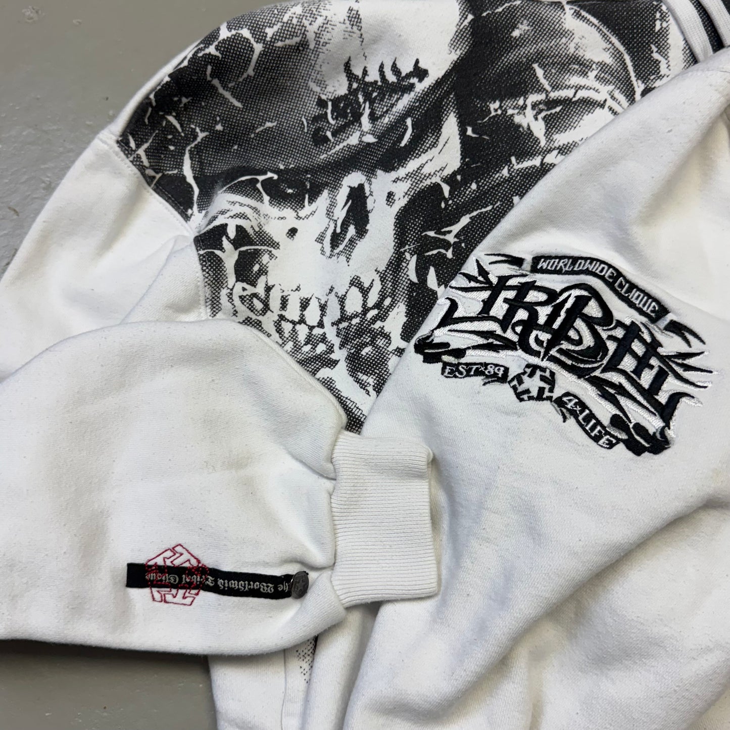 2000‘s Tribal Gear Hip Hop Hoodie *very rare (M)