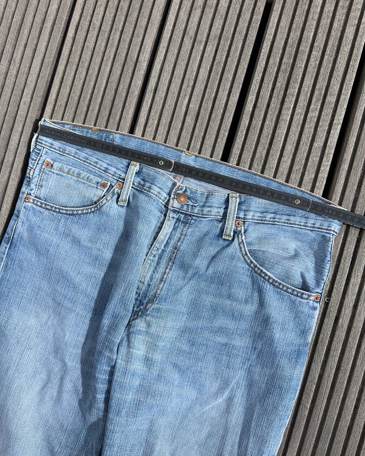 2000's Levi Strauss & Co. Bootcut/Flared Jeans * 36x34 (XL)