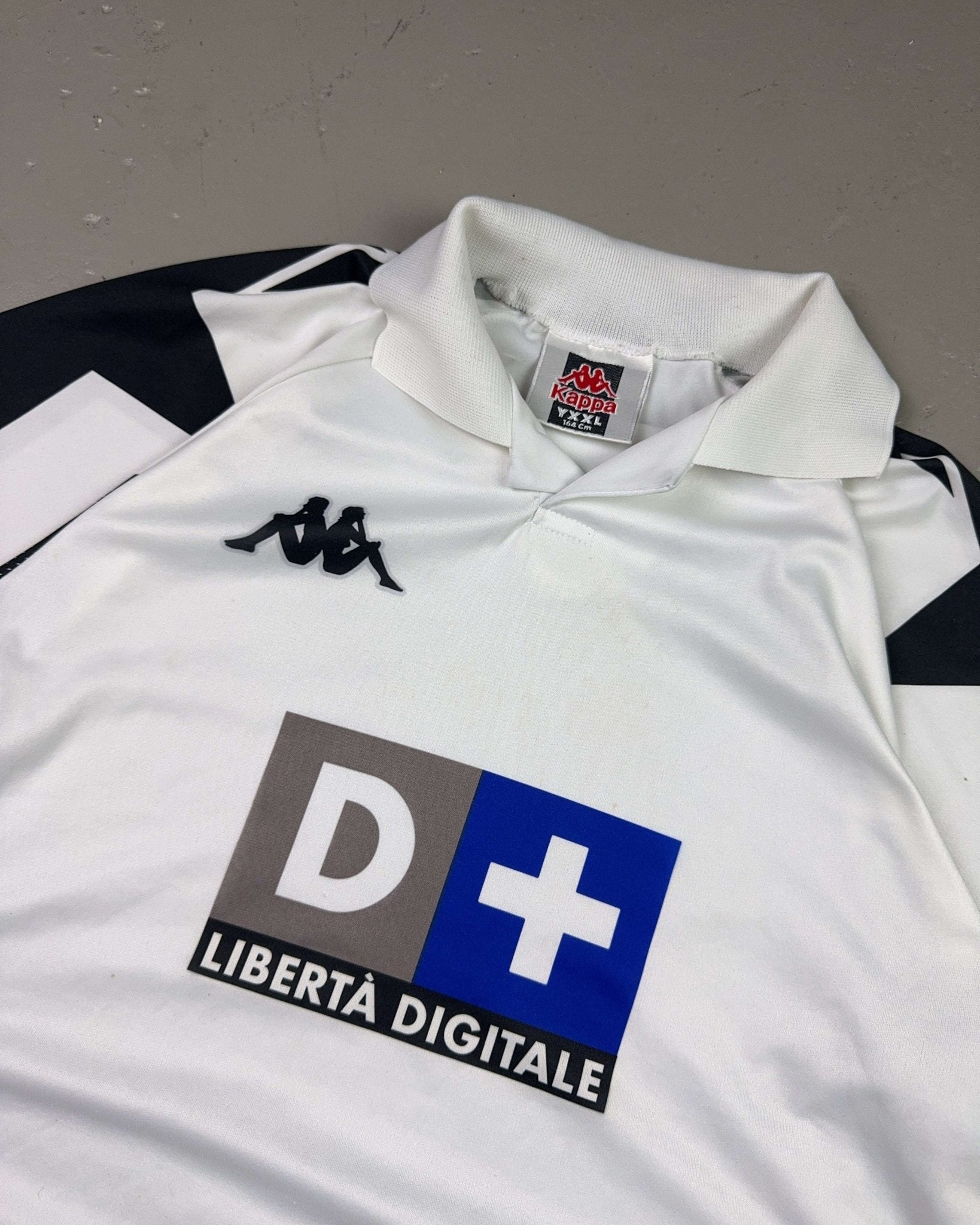 2000's Kappa Juventus Polo Shirt *rare (S)