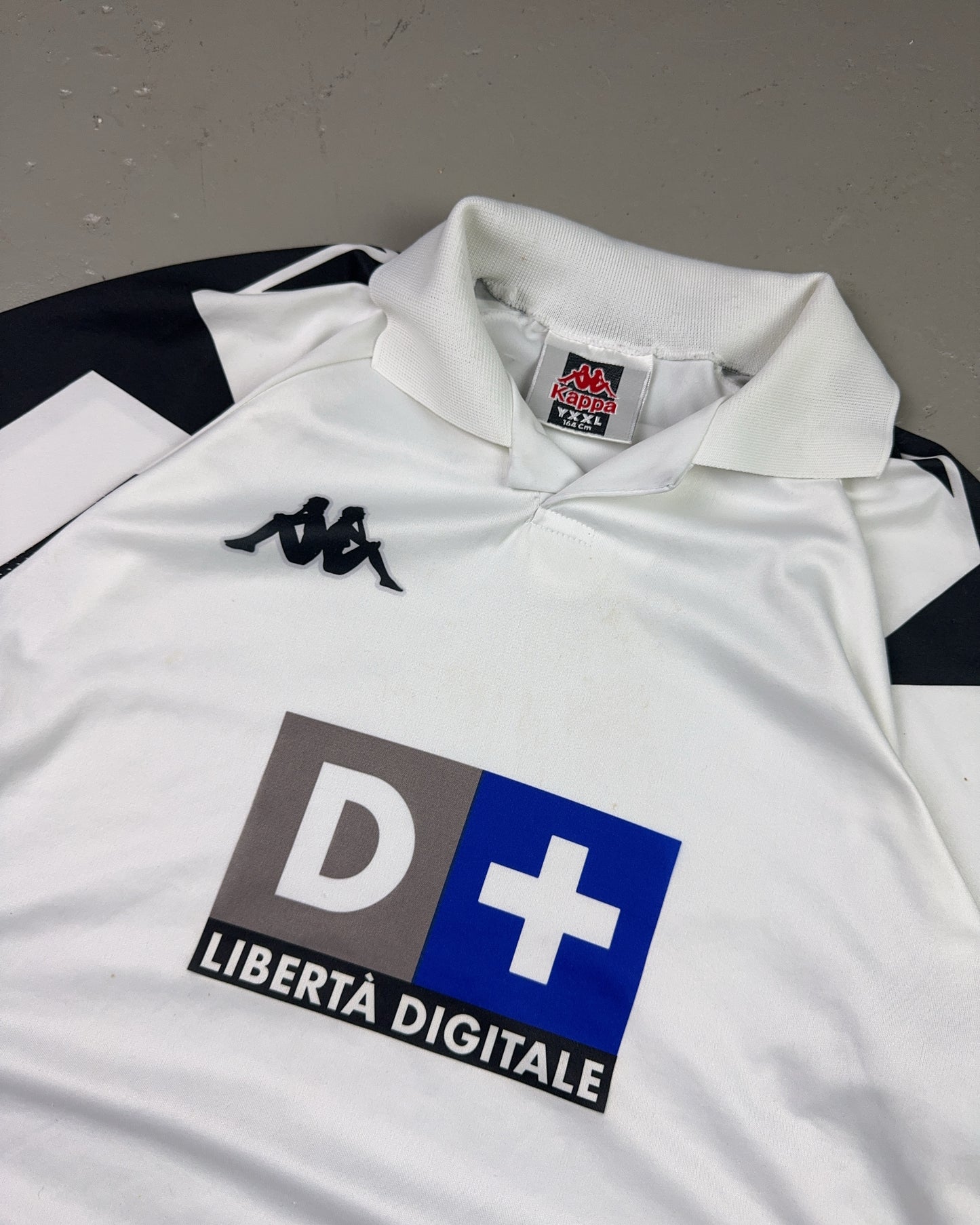 2000's Kappa Juventus Polo Shirt *rare (S)
