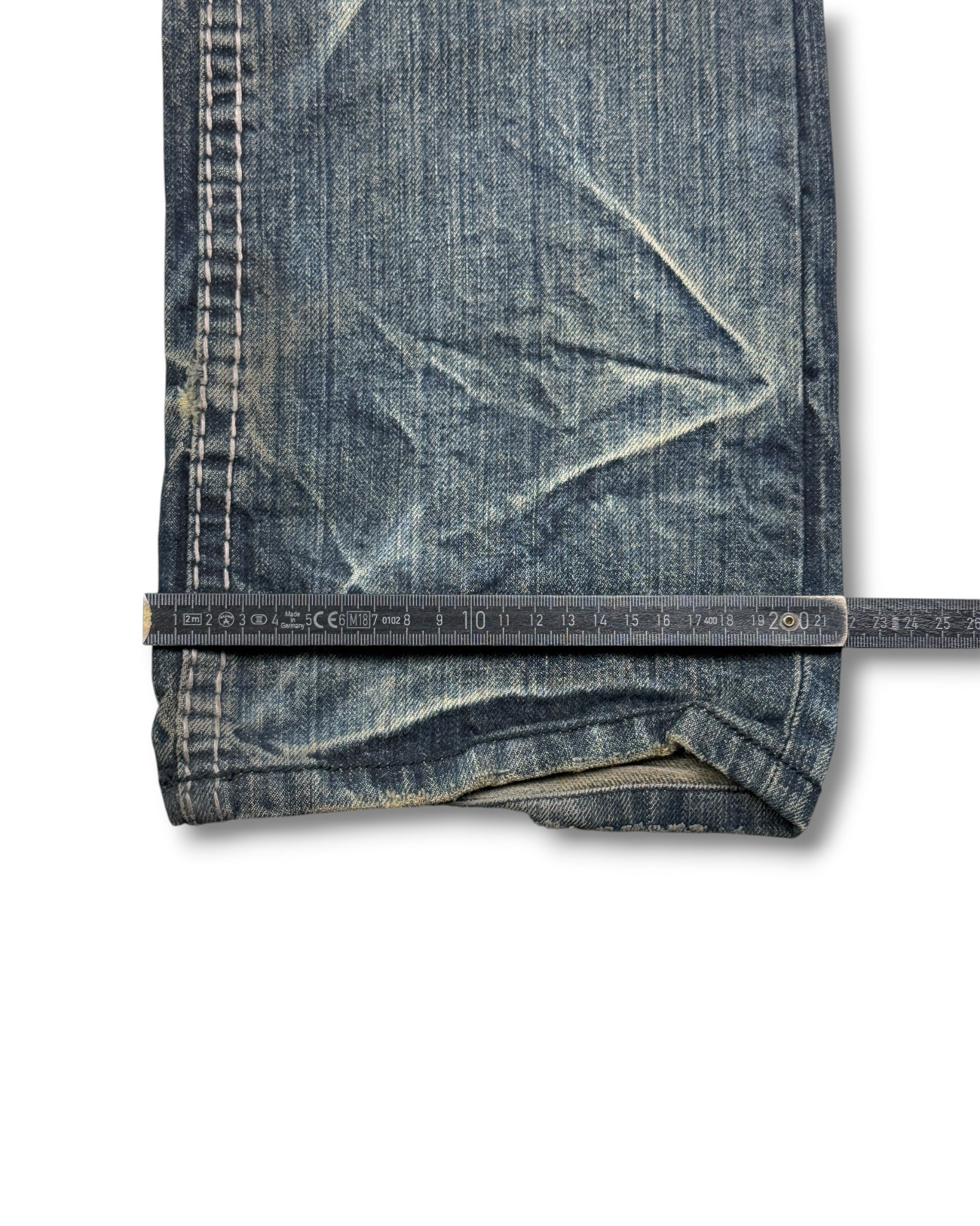 2000's Big Train Straight/Baggy Japanese Archive Jeans *very rare 32x34 (M)