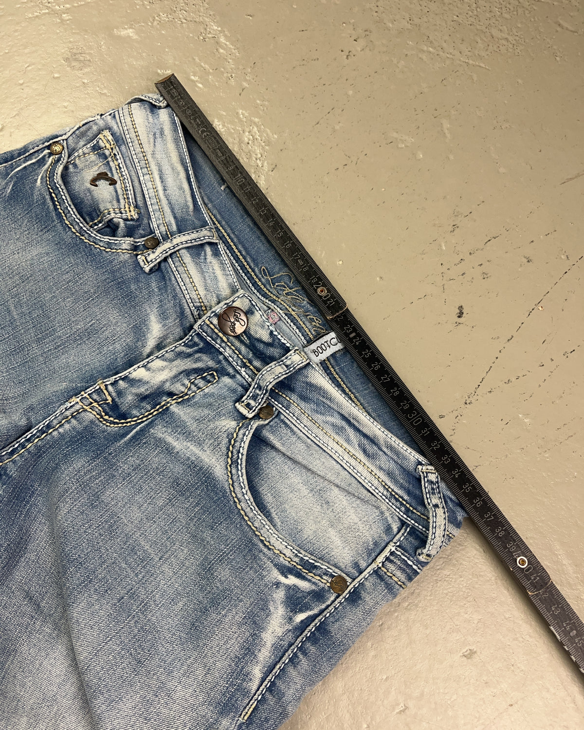 2000's Lola Low Waist/Bootcut Jeans Women's * 26x30 (S)
