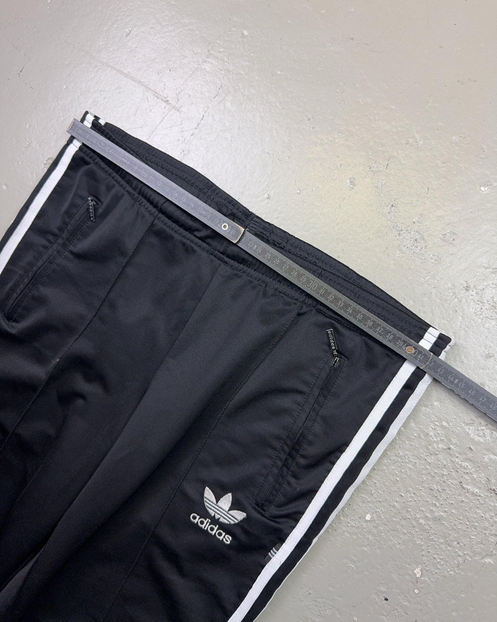 1990's Adidas Baggy Track Pants *rare 32x28 (M)