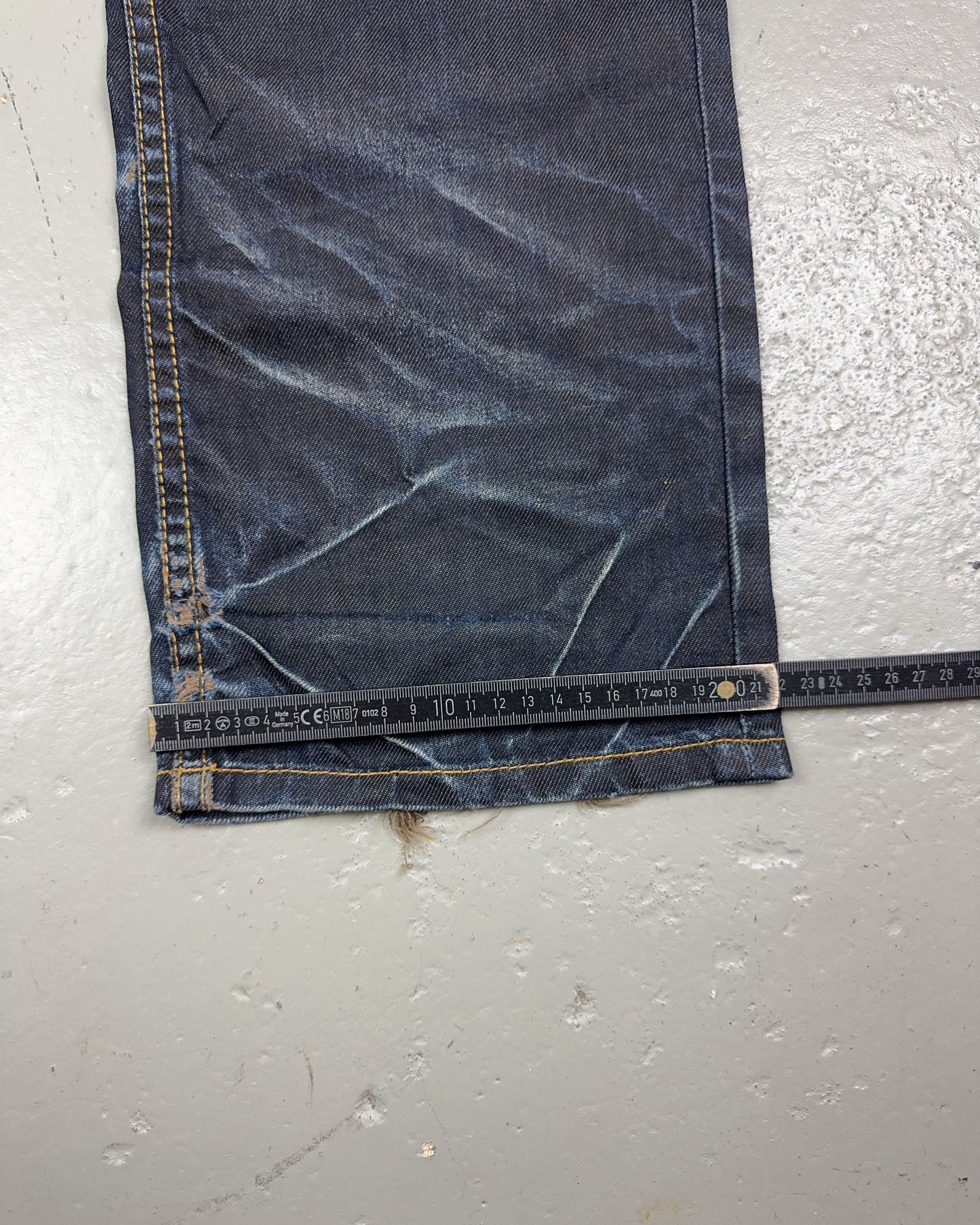 2000's Big Train Japanese Archive Straight/Baggy Jeans *very rare 32x34 (M)