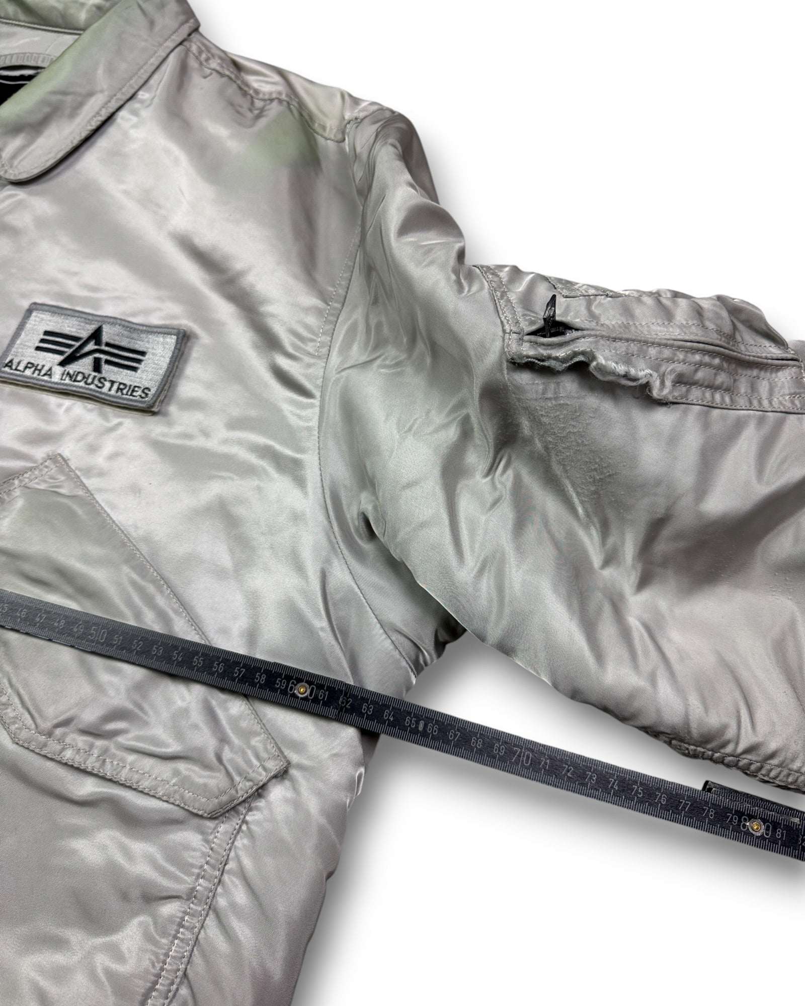 2000's Alpha Industries Bomber Jacket *rare (XL)