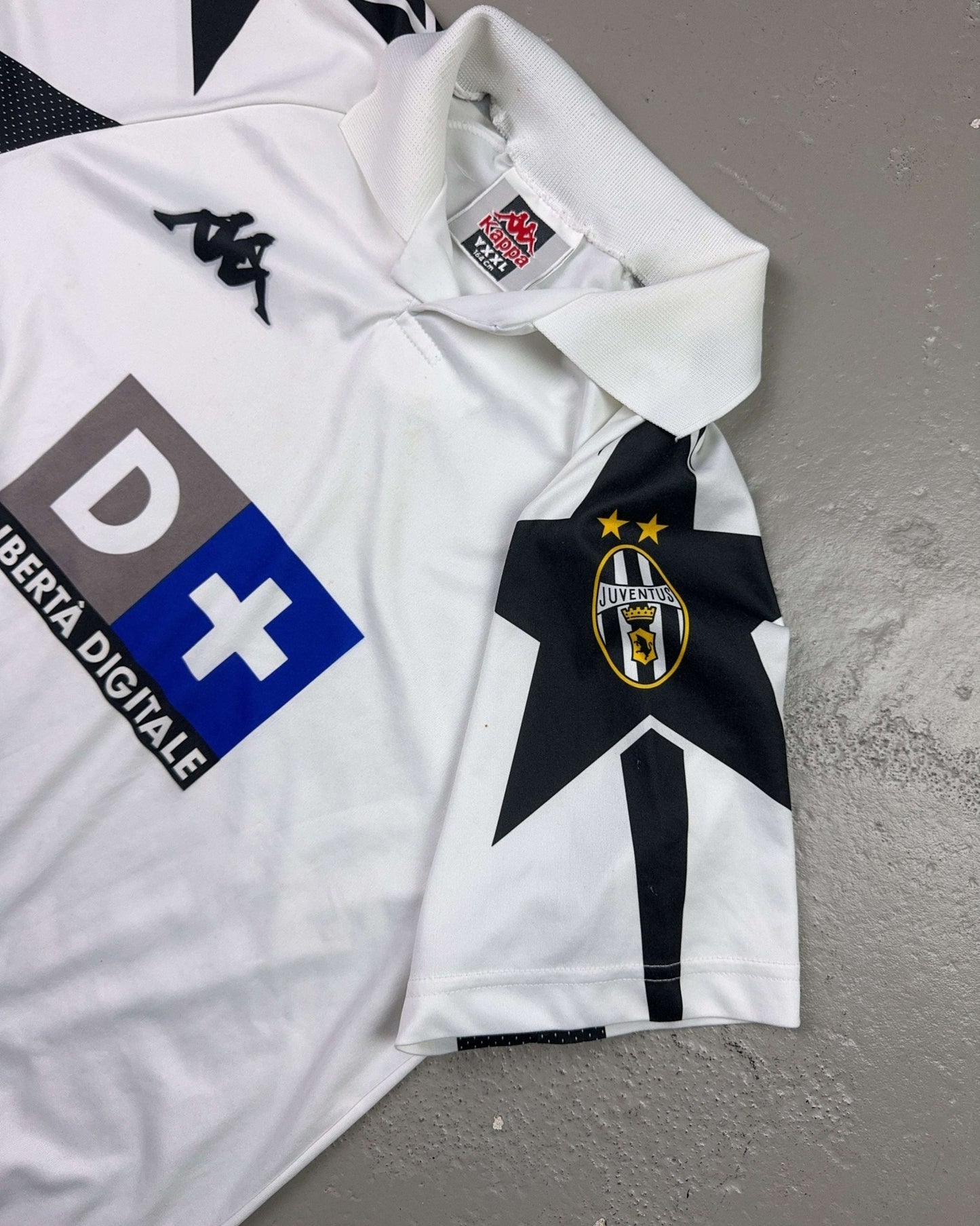 2000's Kappa Juventus Polo Shirt *rare (S)