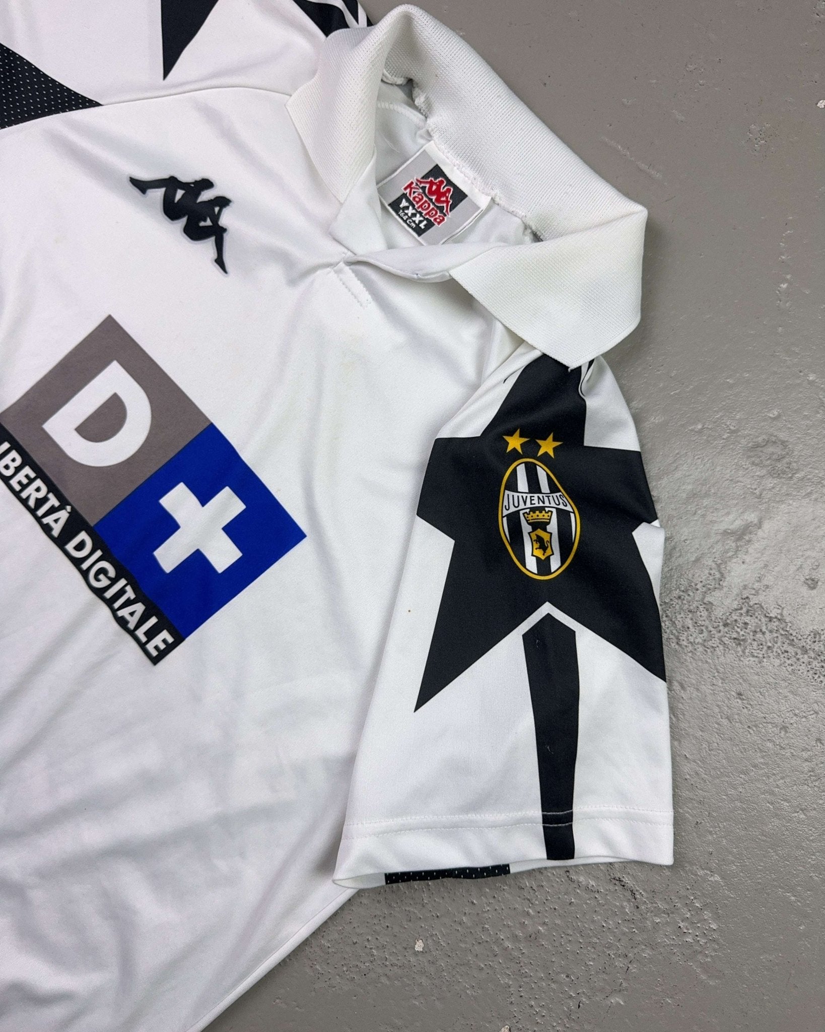 2000's Kappa Juventus Polo Shirt *rare (S)