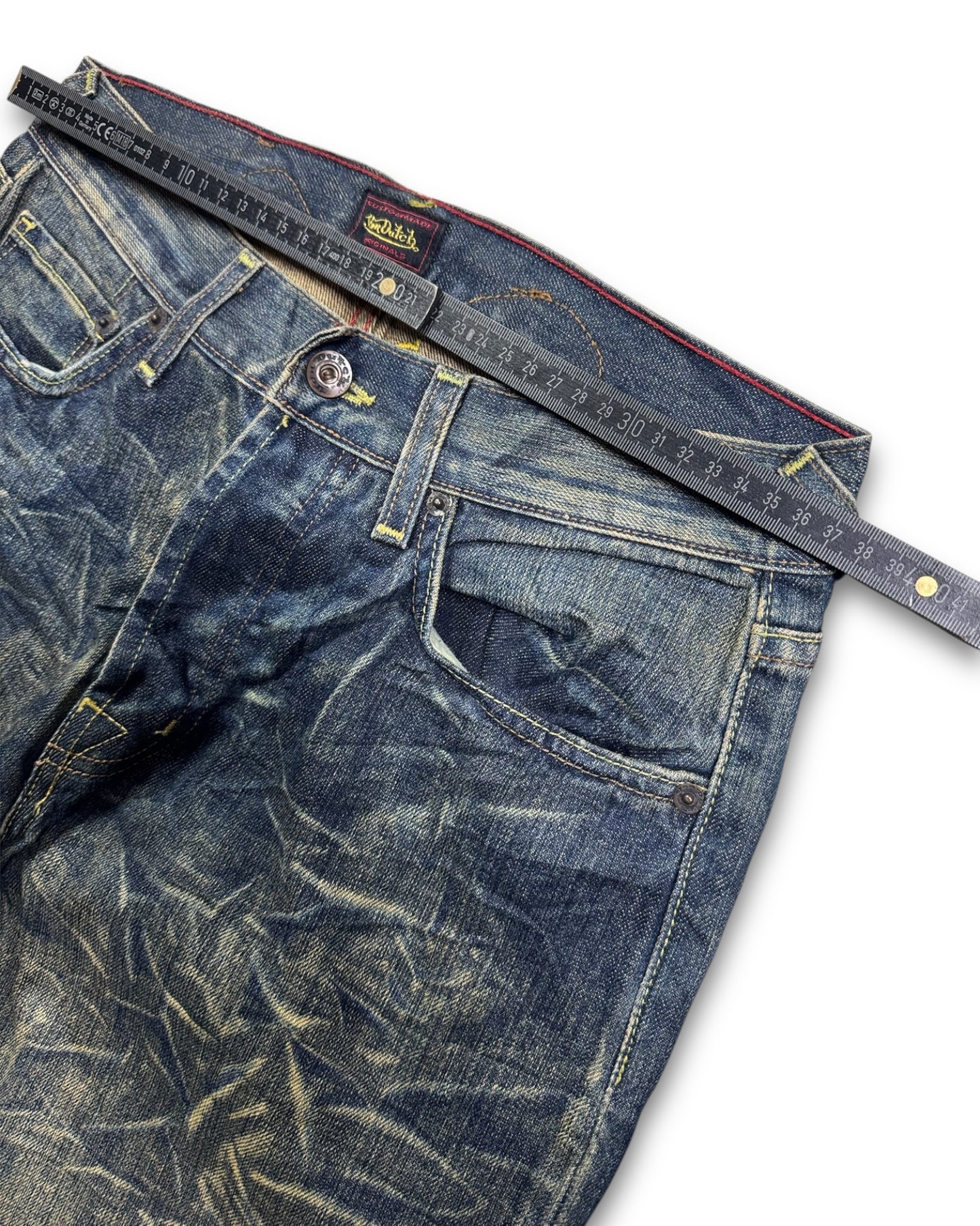 2000's Von Dutch Straight/Baggy Jeans *very rare 28x30 (S)