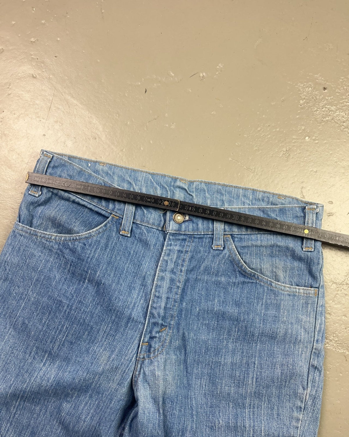 1970's Levi's Bootcut/Flared Jeans *extremely rare 32x36 (M) - Lennys Vintage