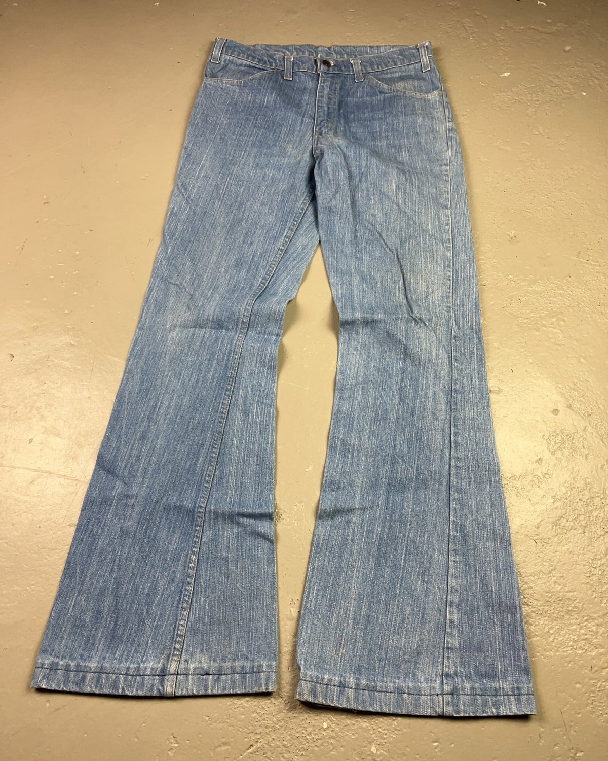 1970's Levi's Bootcut/Flared Jeans *extremely rare 32x36 (M) - Lennys Vintage