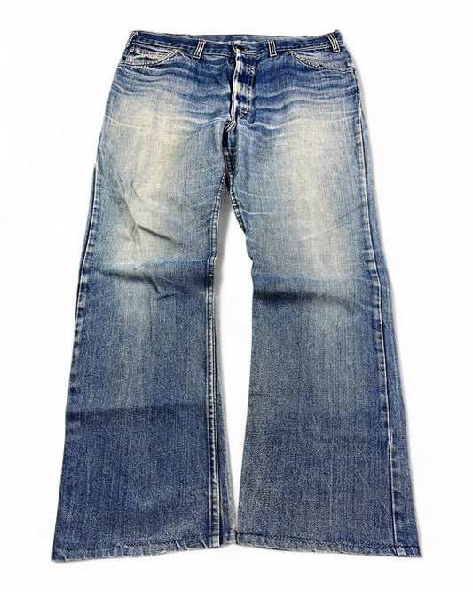 1980's Levi's Baggy/Bootcut Jeans *extremely rare 36x32 (XL) - Lennys Vintage
