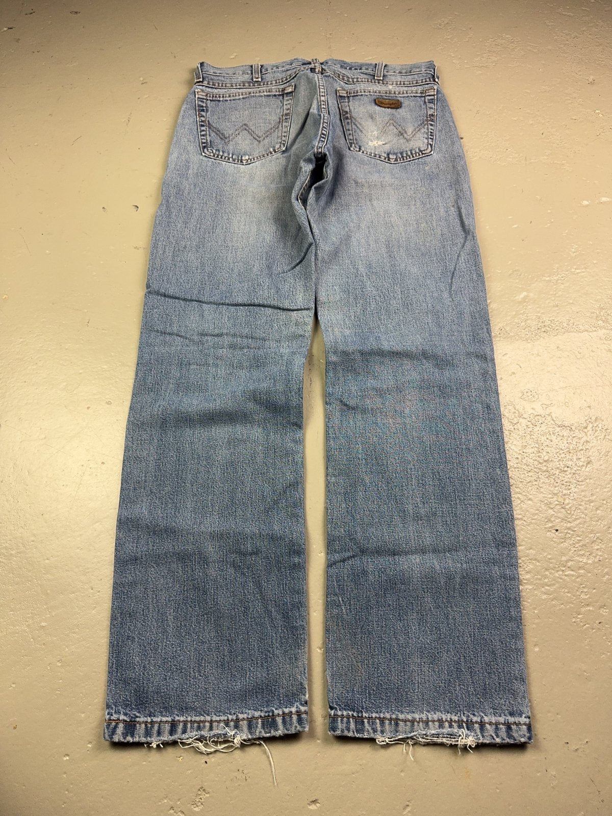 1980's Wrangler Straight Jeans *very rare 32x32 (M) - Lennys Vintage