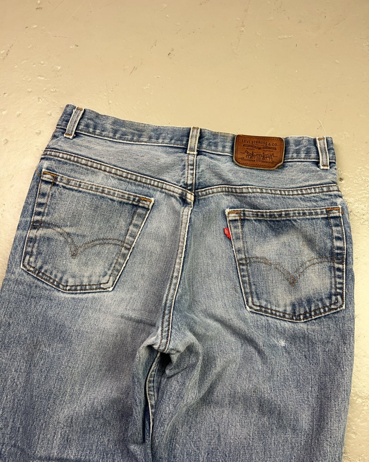 1990's Levi Strauss & Co. Straight Jeans * 31x28 (M) - Lennys Vintage