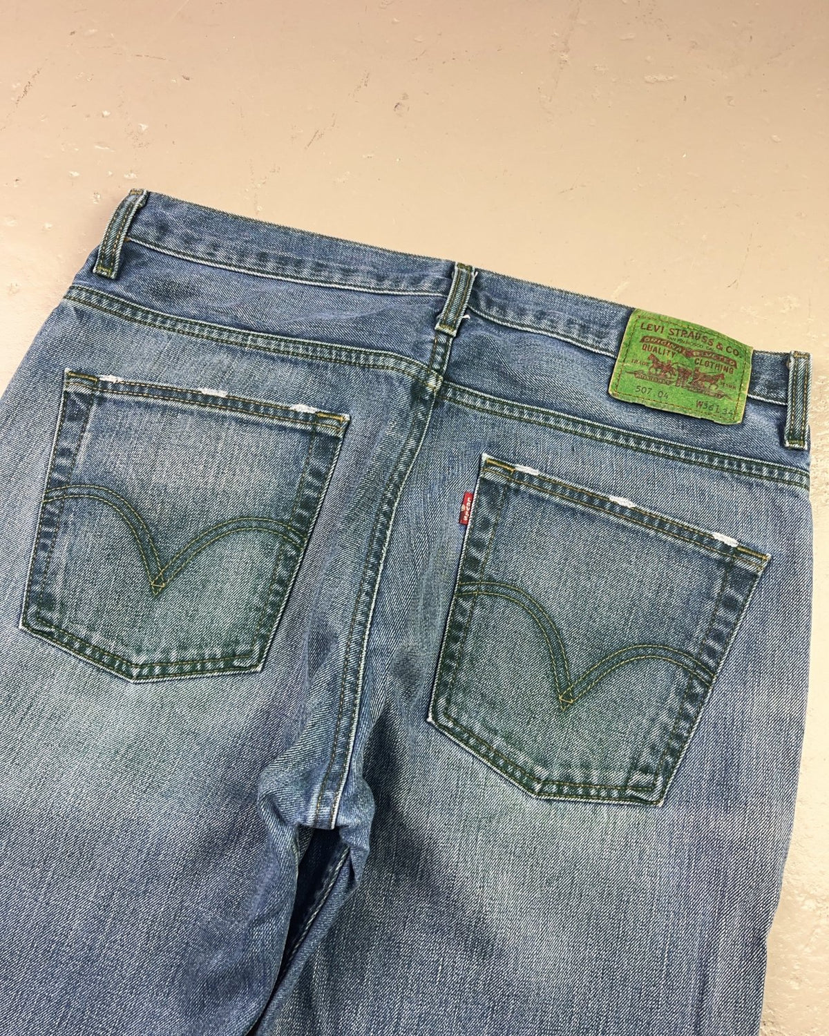 1990's Levi's Baggy/Bootcut Jeans * W36 (XL) - Lennys Vintage