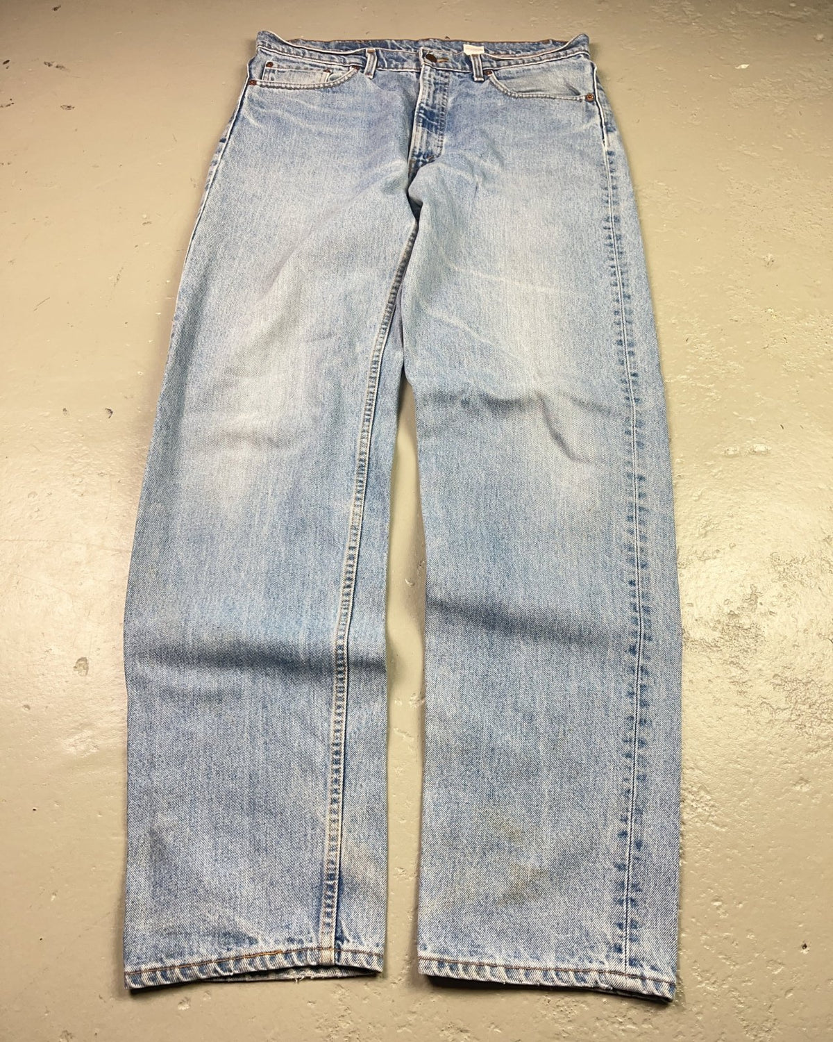 1990's Levi's Straight Jeans *rare 38x36 (XXL) - Lennys Vintage