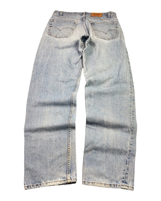 1990's Levi's Straight Jeans *rare 38x36 (XXL) - Lennys Vintage