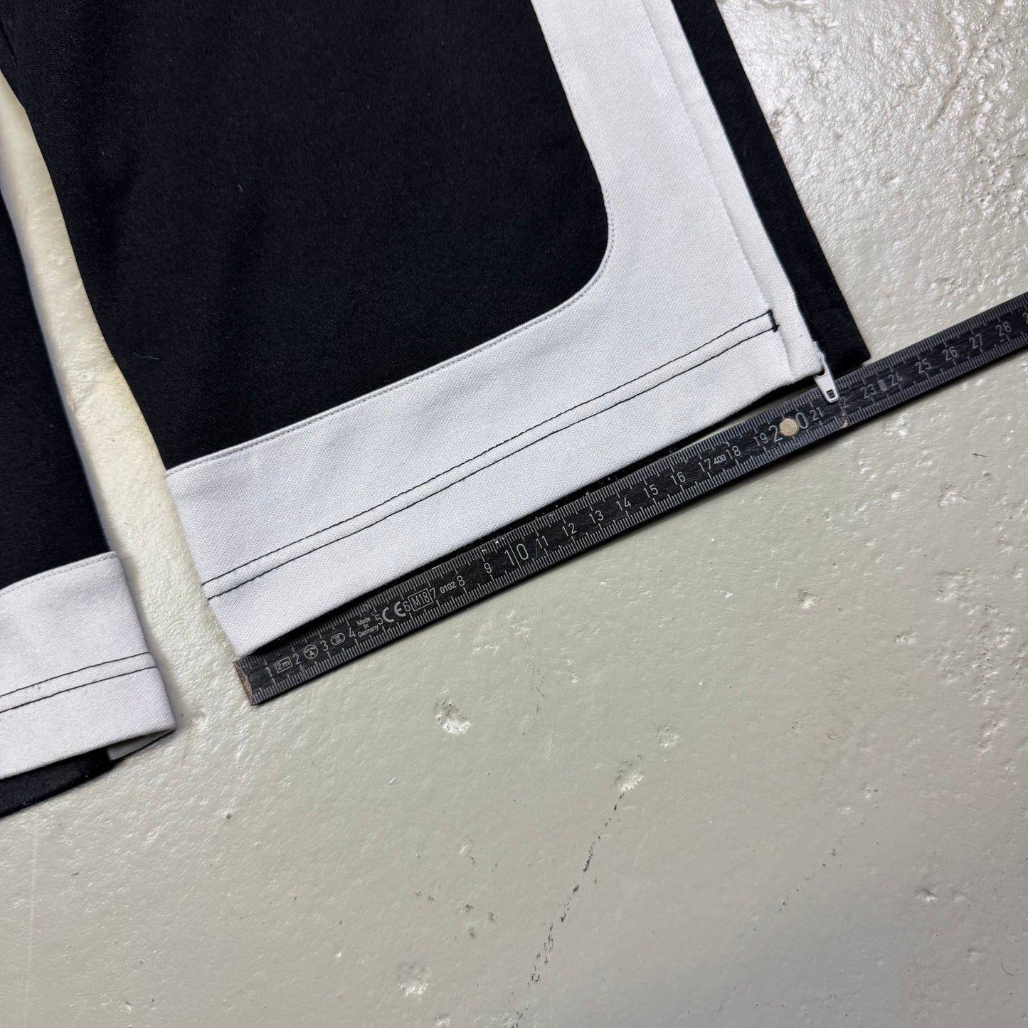 1990’s Nike Baggy Trackpants *very rare (XL) - Lennys Vintage