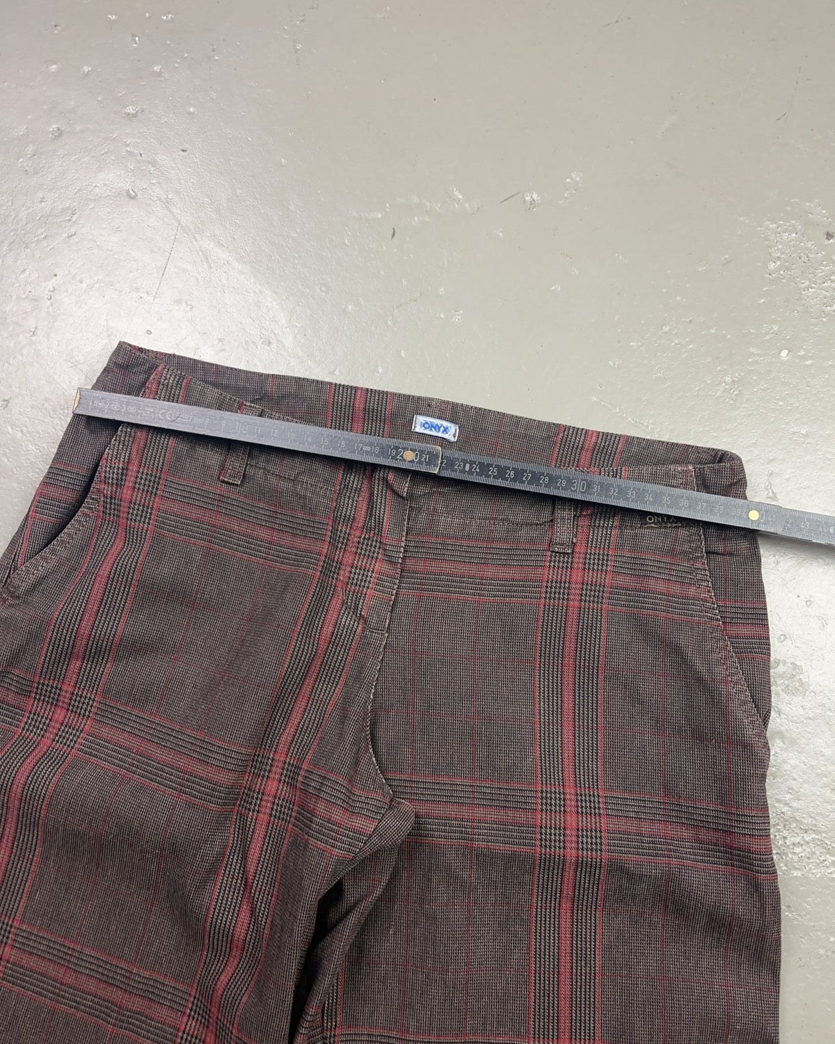 1990's Onyx Low Waist/Bootcut Pants Women's * 30x28 (M) - Lennys Vintage