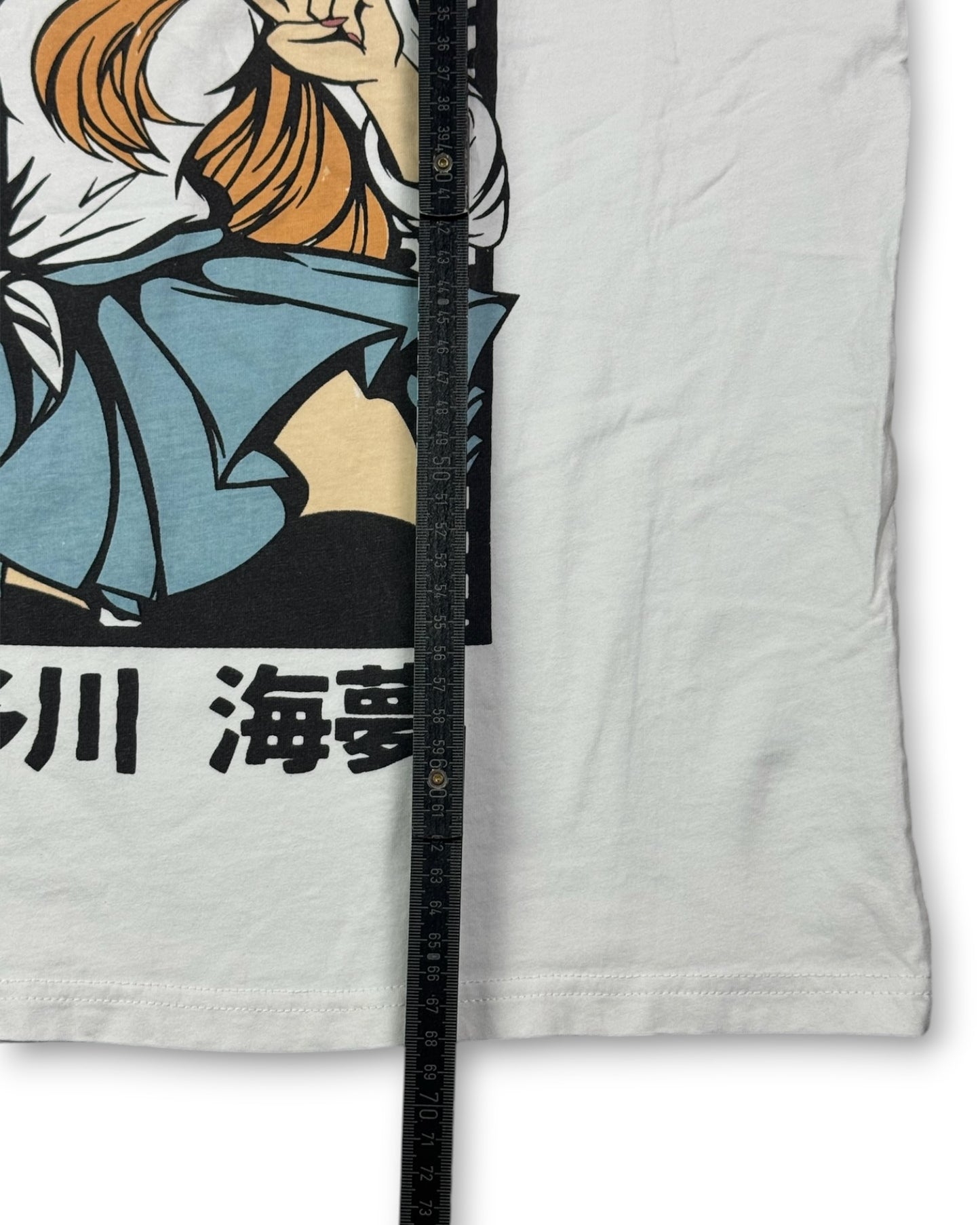 2020's Anime T-shirt * (L)