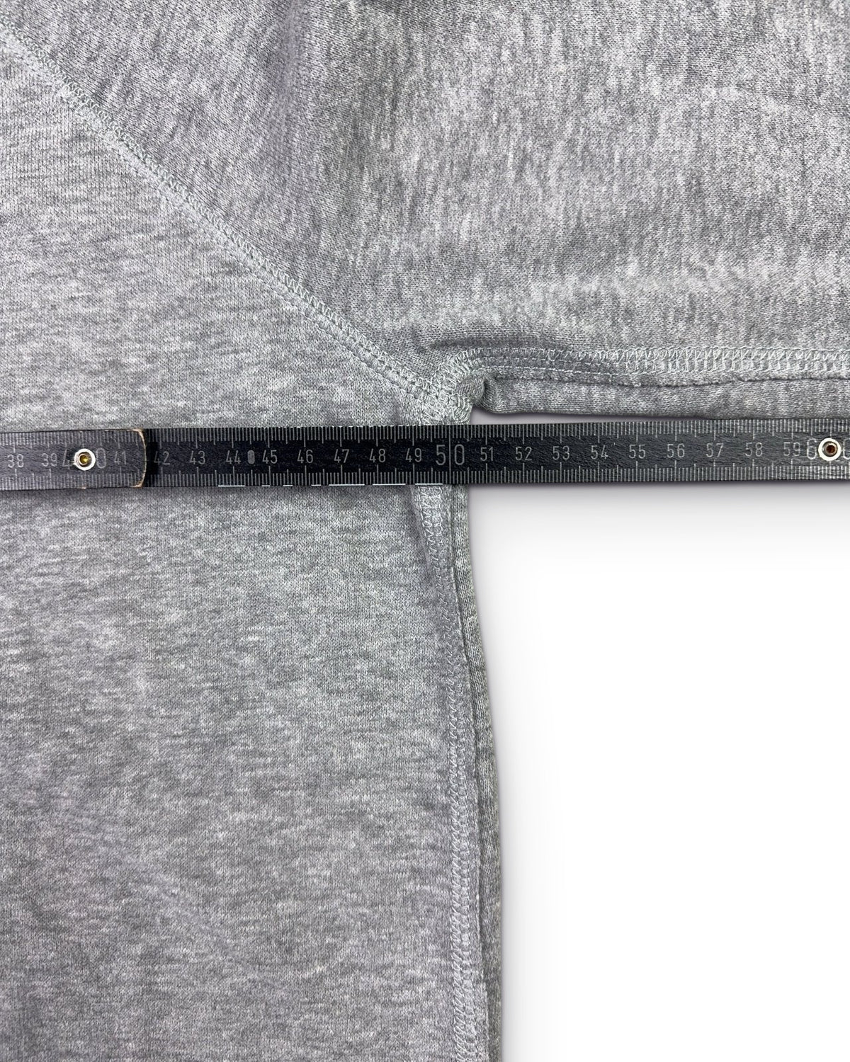 2000's Abercrombie Sweater * (L) - Lennys Vintage