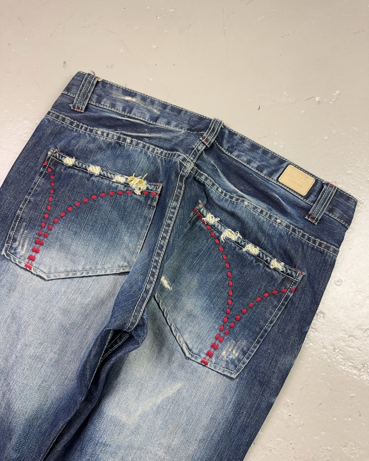 2000's A.V.H Japanese Baggy/Bootcut Jeans *rare 34x36 (L) - Lennys Vintage