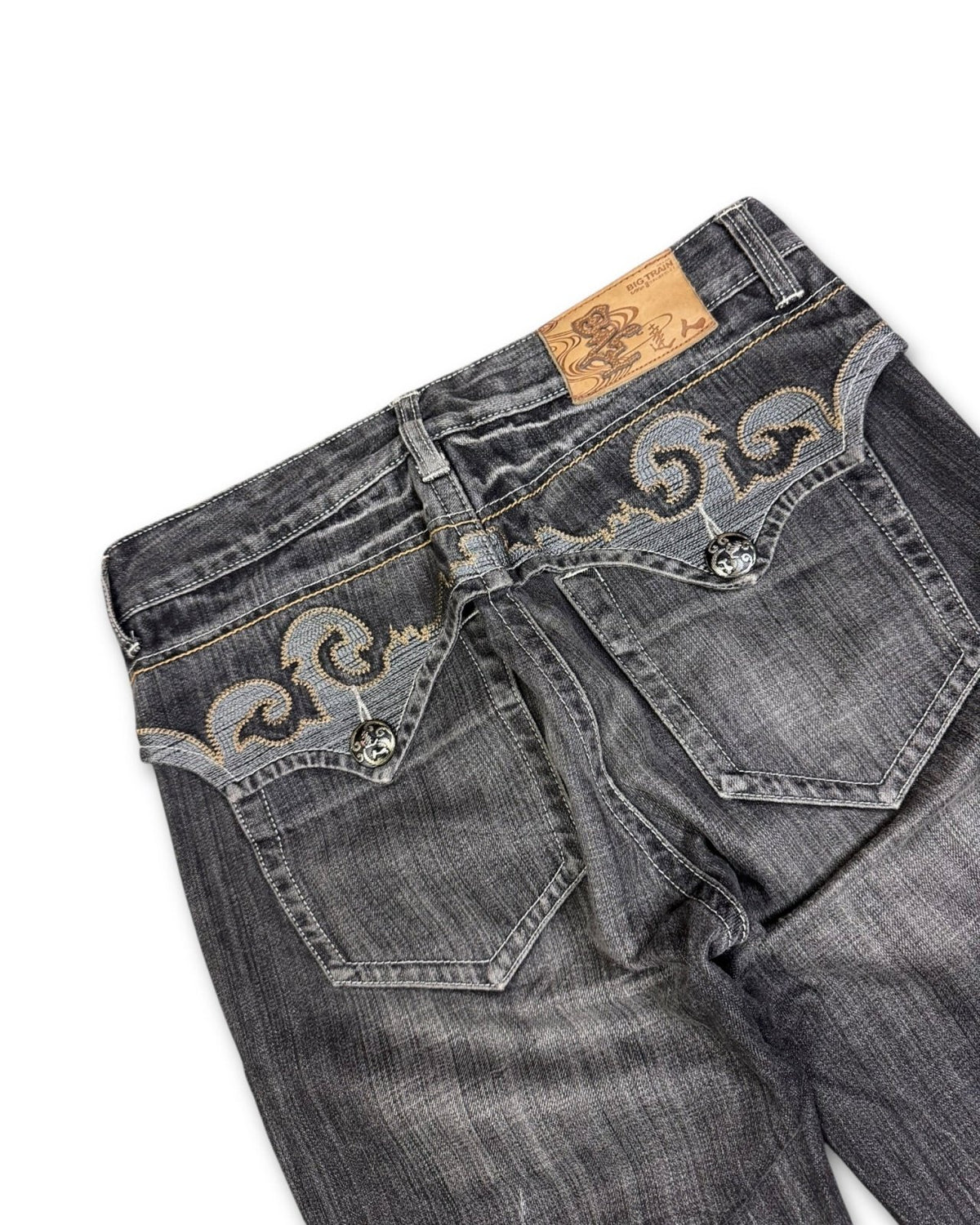 2000's Big Train Japanese Baggy Jeans *very rare 30x30 (M) - Lennys Vintage