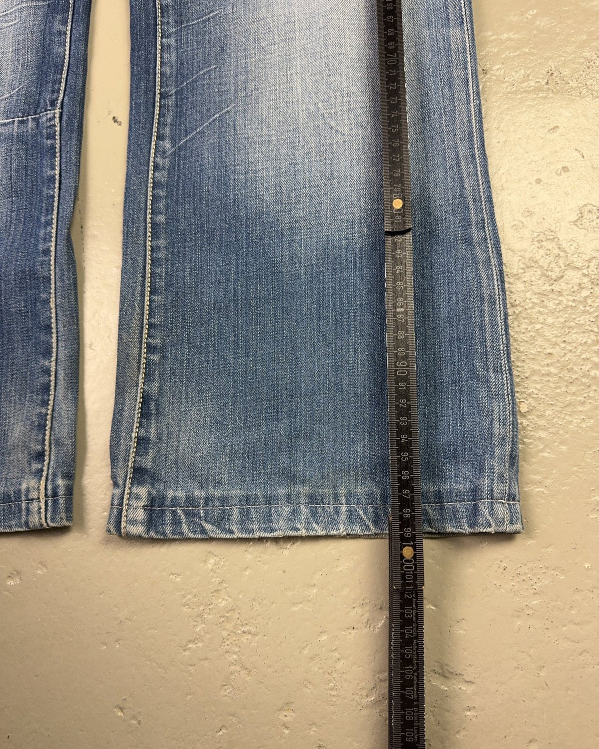 2000's Big Train Japanese Baggy/Bootcut Jeans *very rare 34x30 (L) - Lennys Vintage