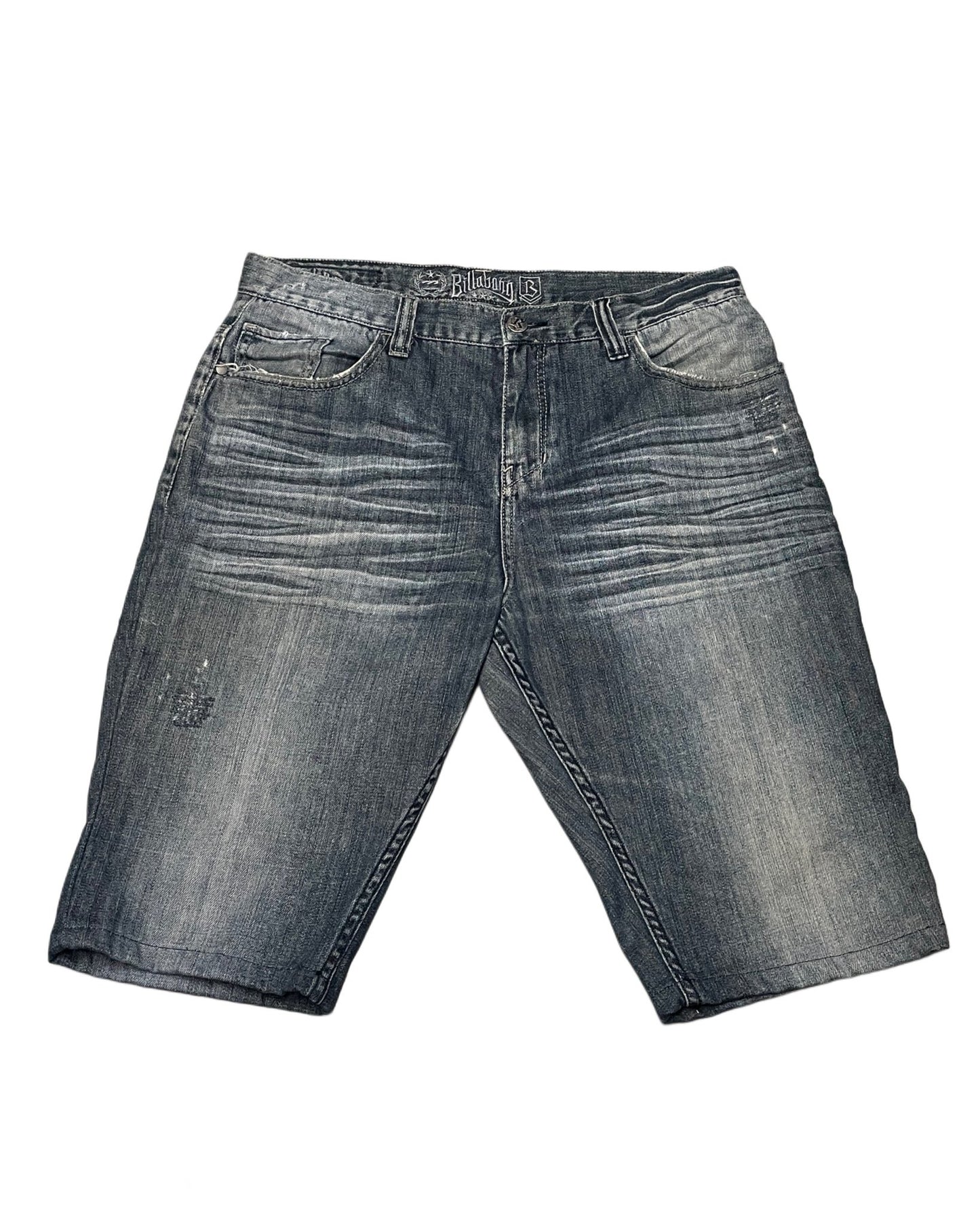 2000‘s Billabong Shorts/Jorts Women’s (W34) - Lennys Vintage