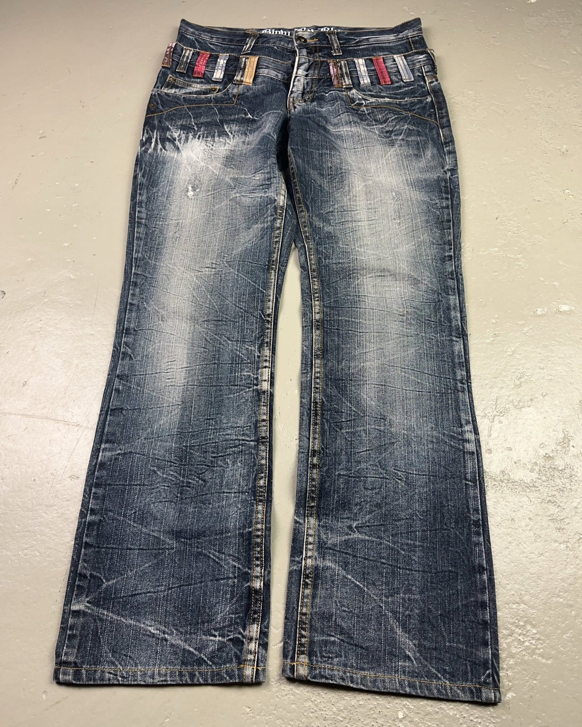 2000's Blow By Blue Straight/Bootcut Japanese Archive Jeans *very rare 31x30 (M) - Lennys Vintage