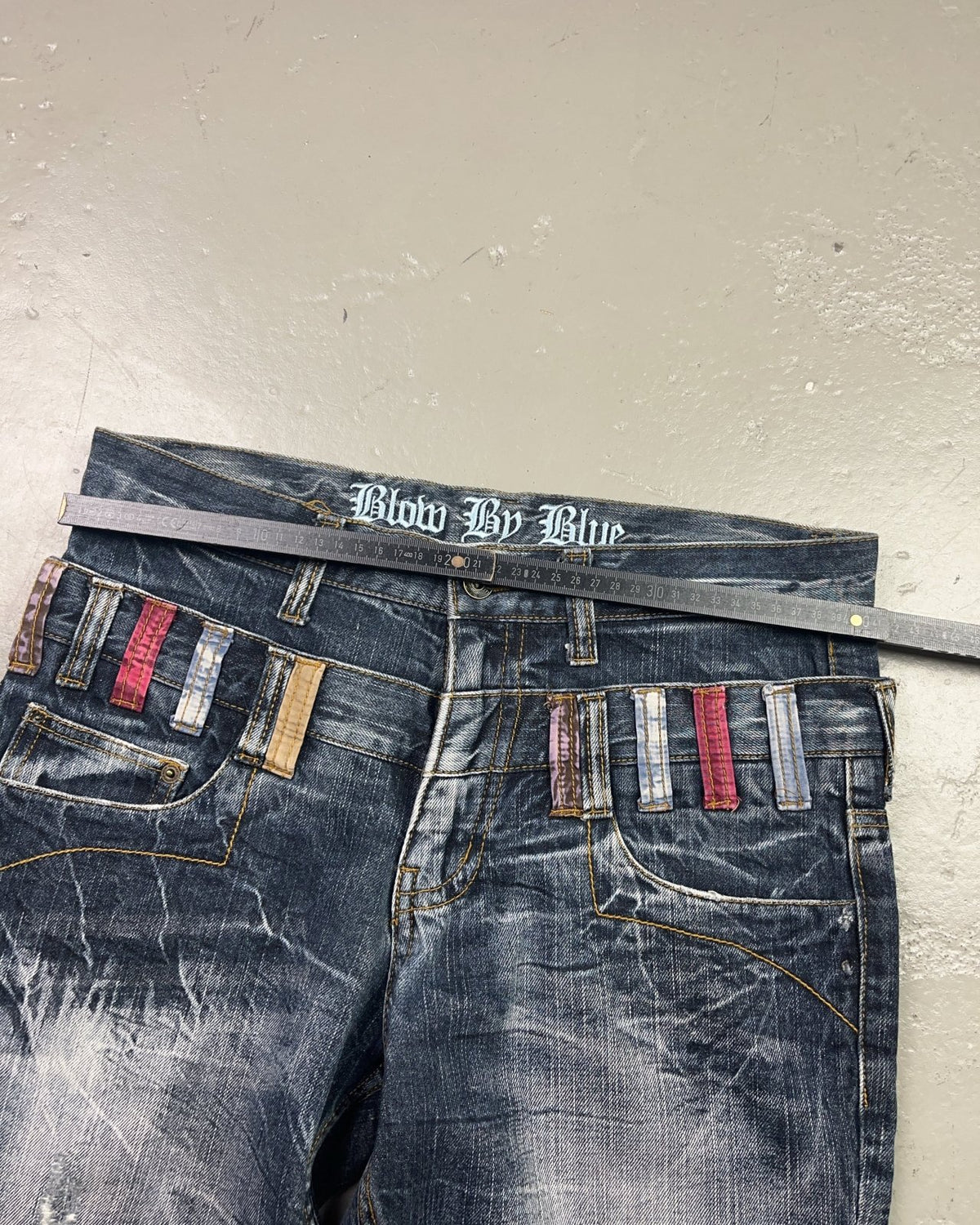 2000's Blow By Blue Straight/Bootcut Japanese Archive Jeans *very rare 31x30 (M) - Lennys Vintage