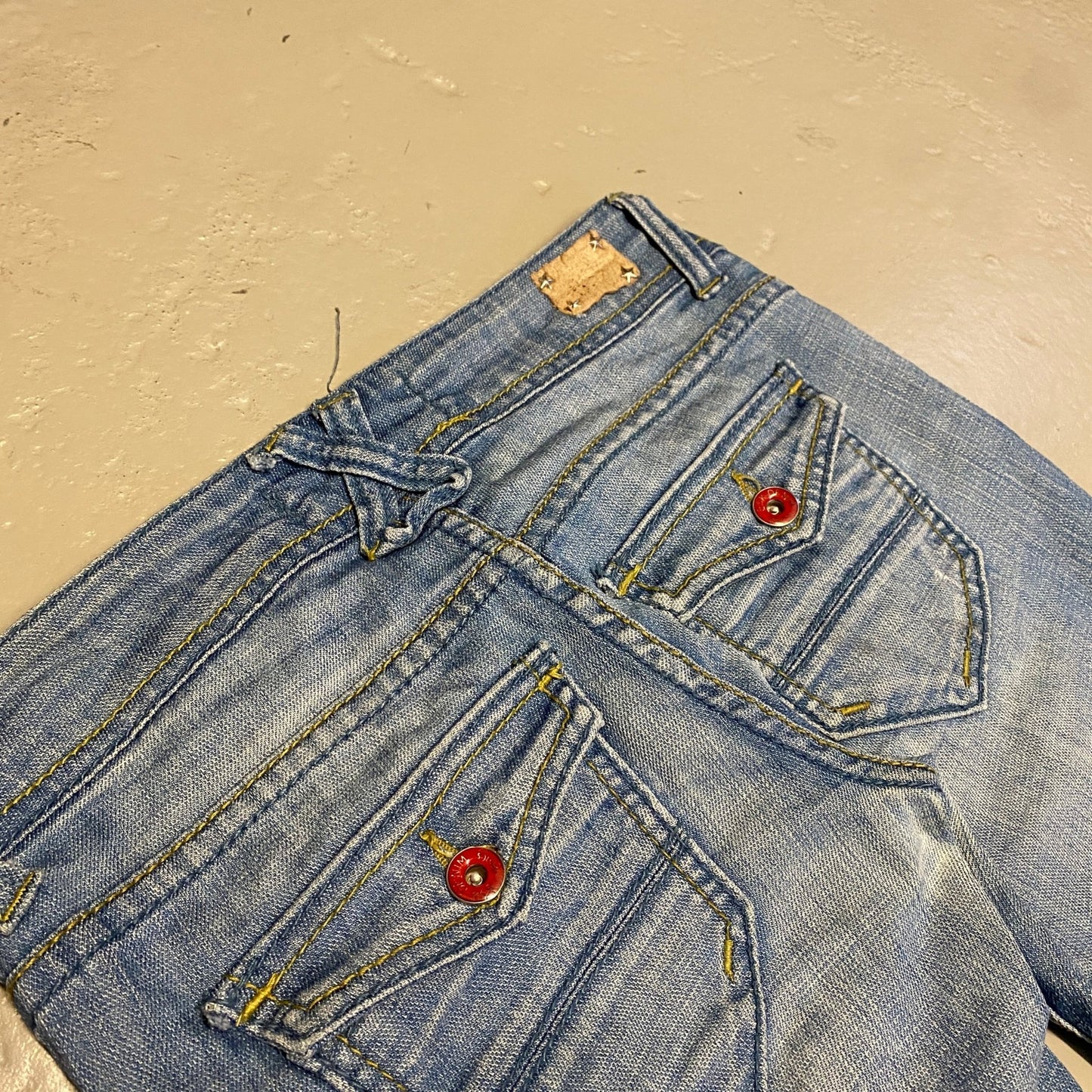 2000‘s BSK Bootcut Skinny Jeans Women’s 29x27 - Lennys Vintage