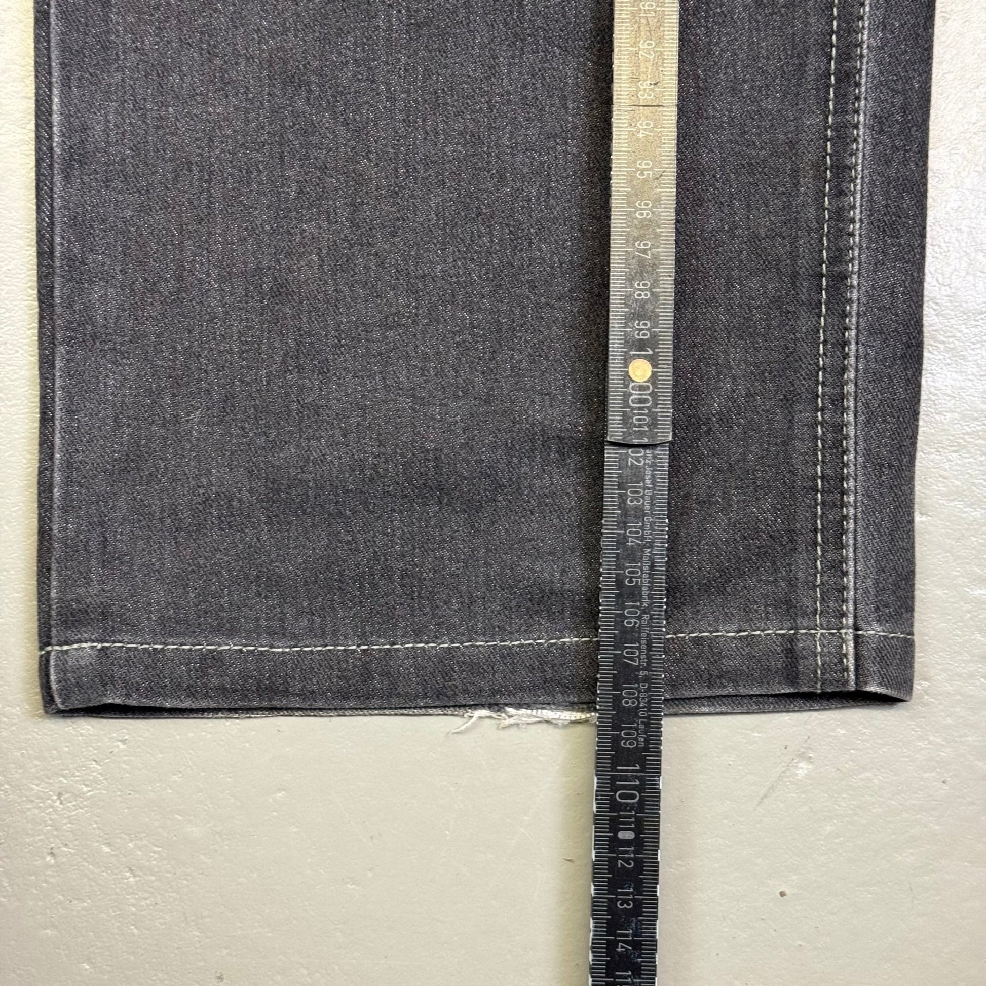 2000‘s Cargo Workwear Jeans 30x32 - Lennys Vintage