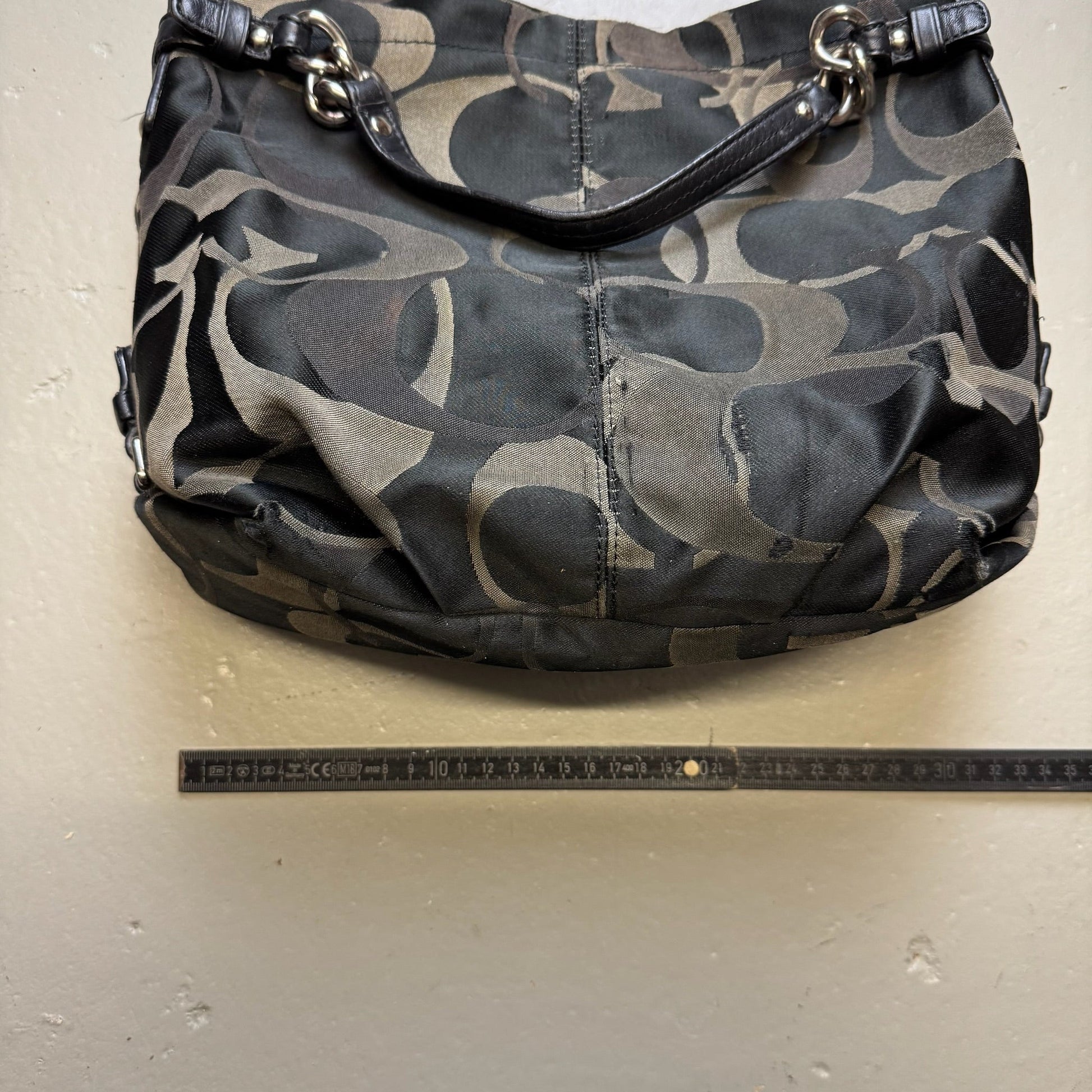 2000‘s COACH Monogram Handbag *rare - Lennys Vintage