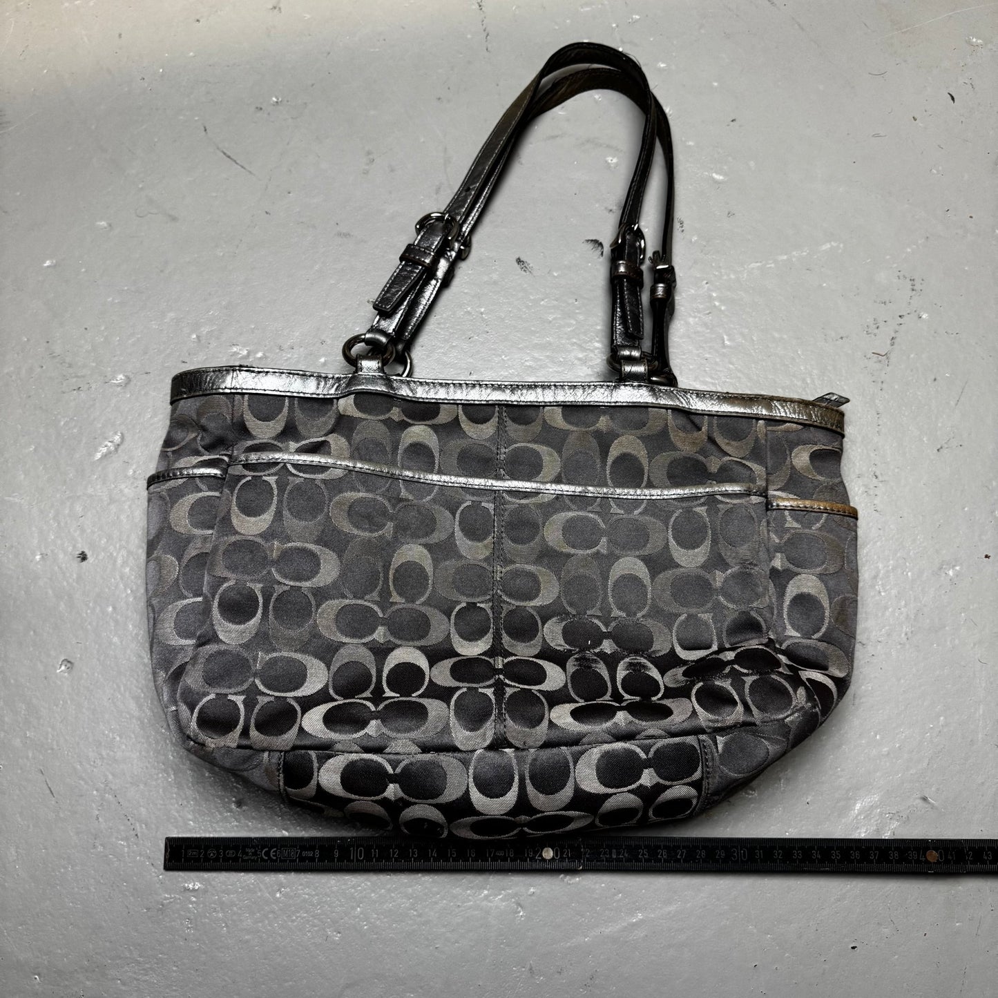 2000‘s COACH Silver Monogram Handbag - Lennys Vintage