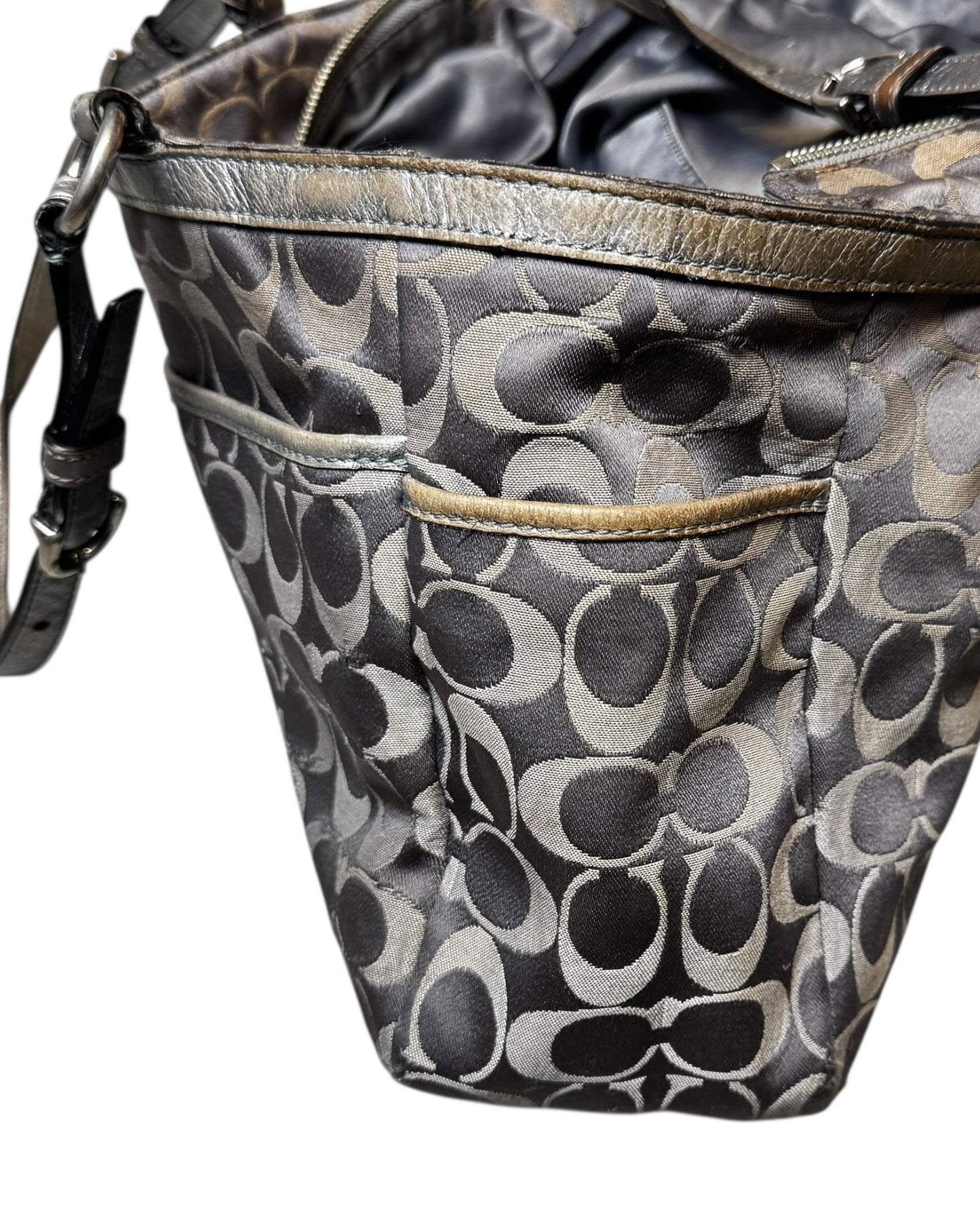 2000‘s COACH Silver Monogram Handbag - Lennys Vintage