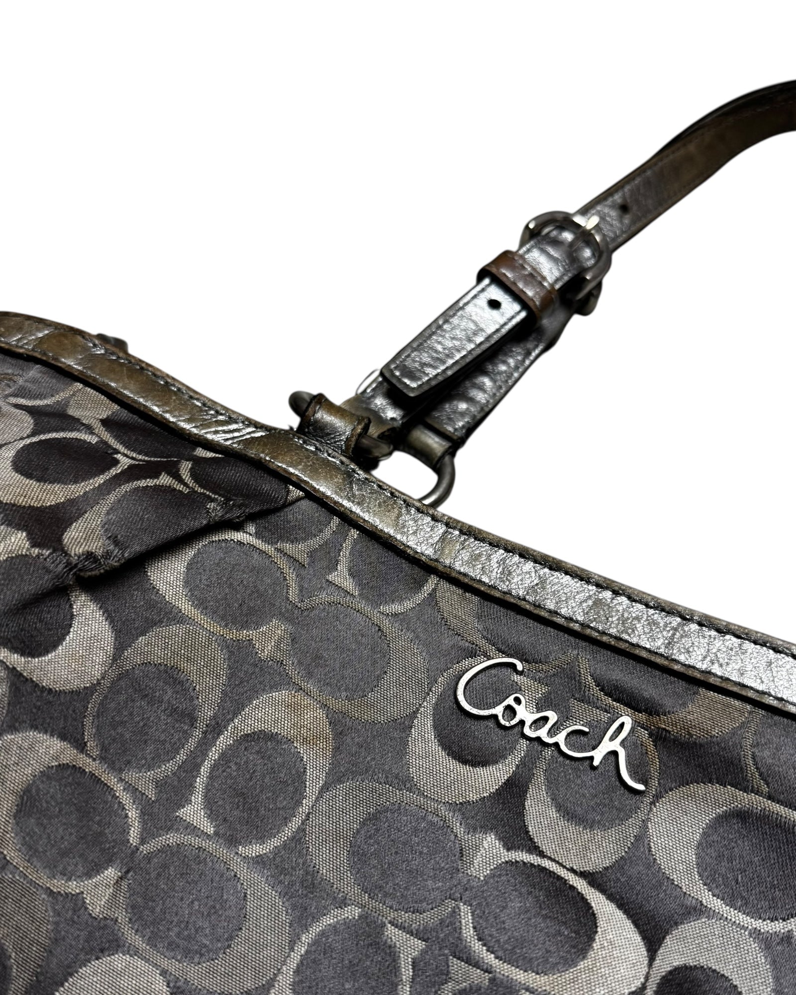 2000‘s COACH Silver Monogram Handbag - Lennys Vintage