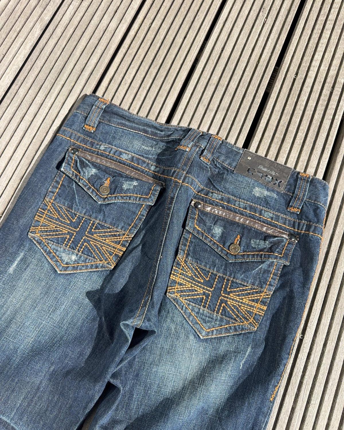 2000's Crux London Straight/Baggy Jeans *rare 38x34 (XXL) - Lennys Vintage