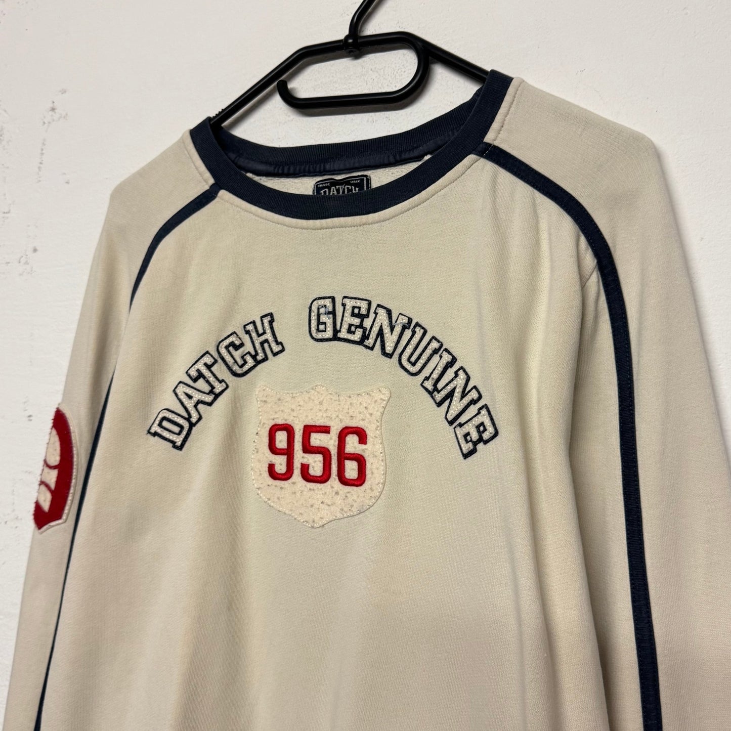 2000‘s Datch Sweater (M) - Lennys Vintage