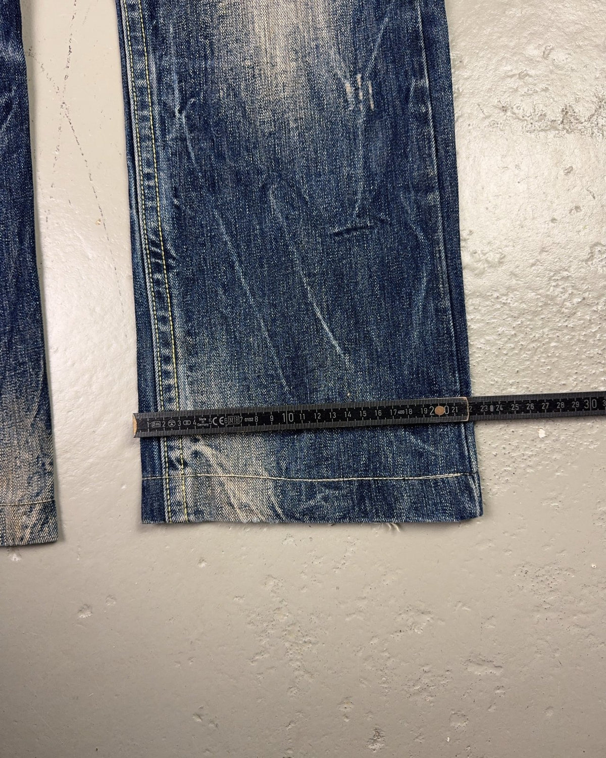 2000's DP21 Japanese Archive Straight/Baggy Jeans *very rare 30x30 (M) - Lennys Vintage