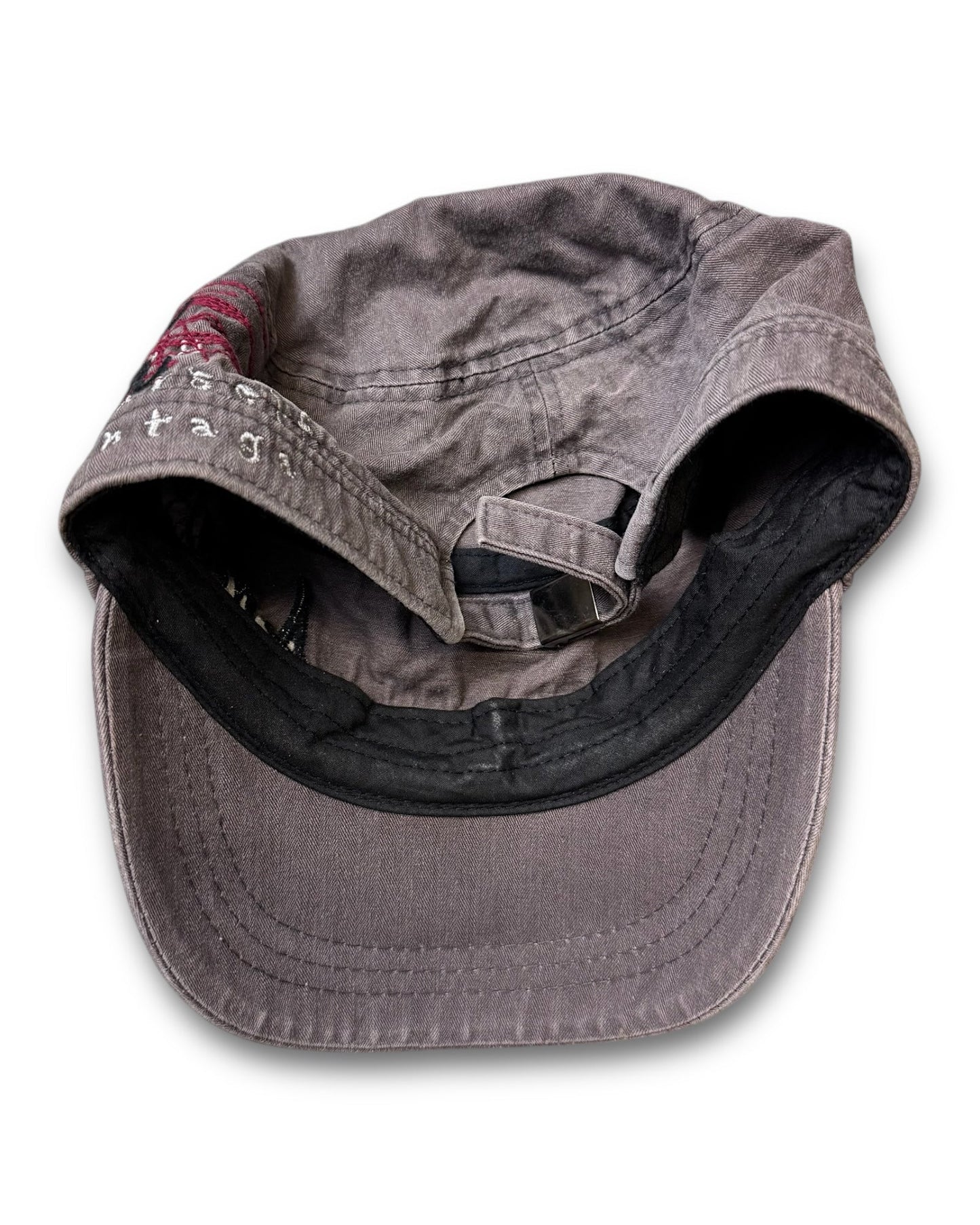 2000‘s Embroidered Cap - Lennys Vintage