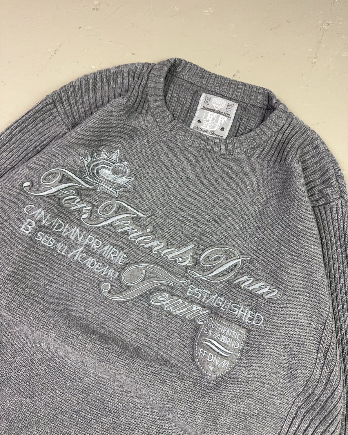 2000's FF Knit Sweater * (XL) - Lennys Vintage