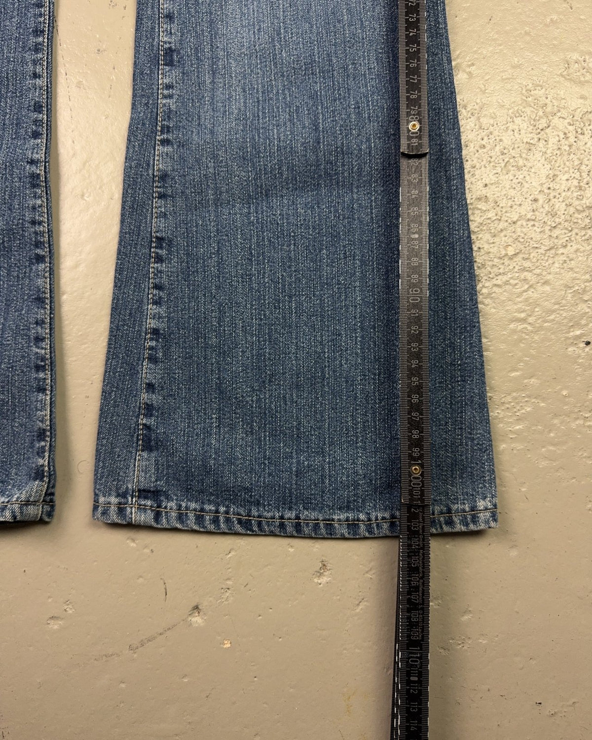 2000's G-star Low Waist/Bootcut Jeans Women's *rare 32x32 (M) - Lennys Vintage