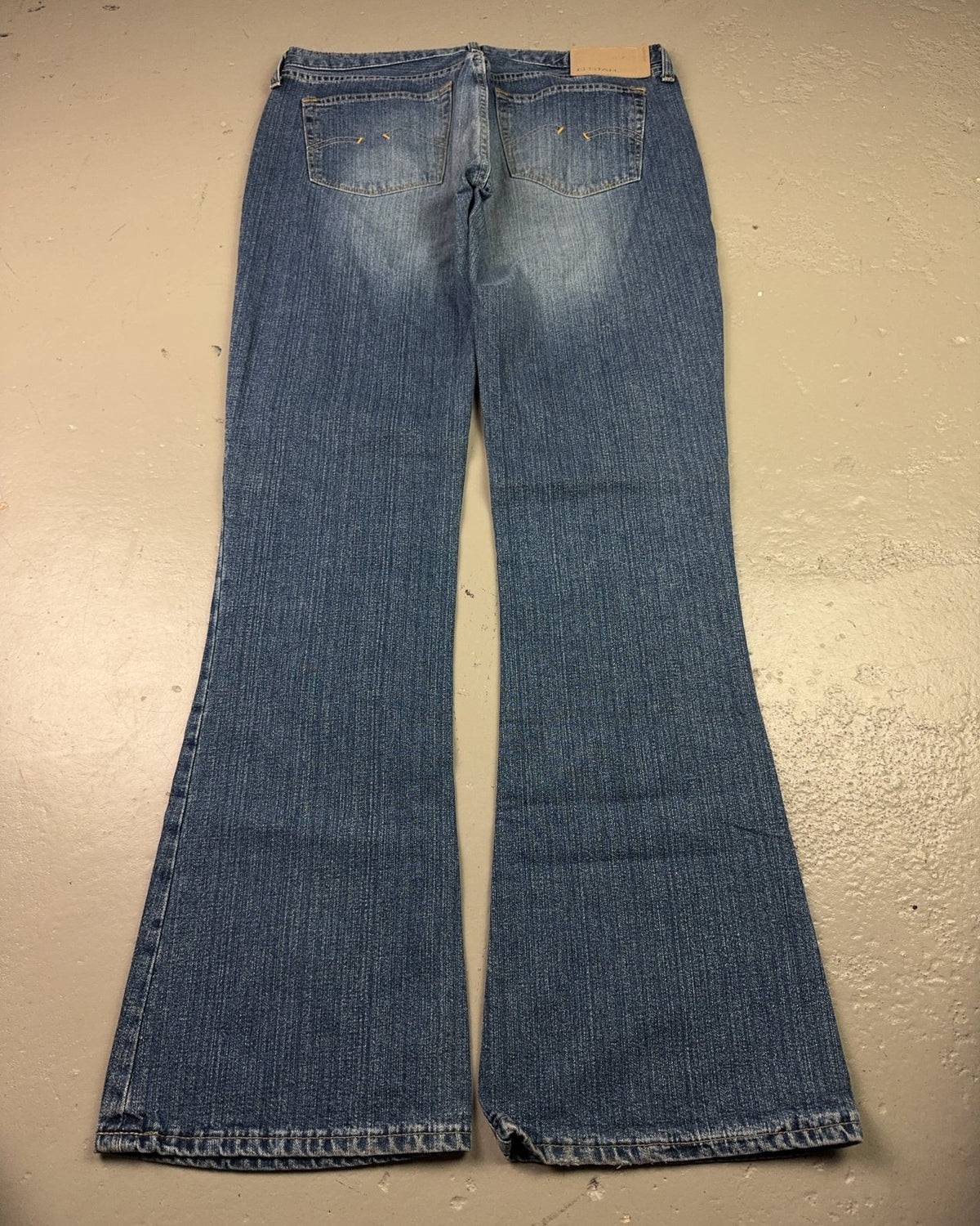 2000's G-star Low Waist/Bootcut Jeans Women's *rare 32x32 (M) - Lennys Vintage