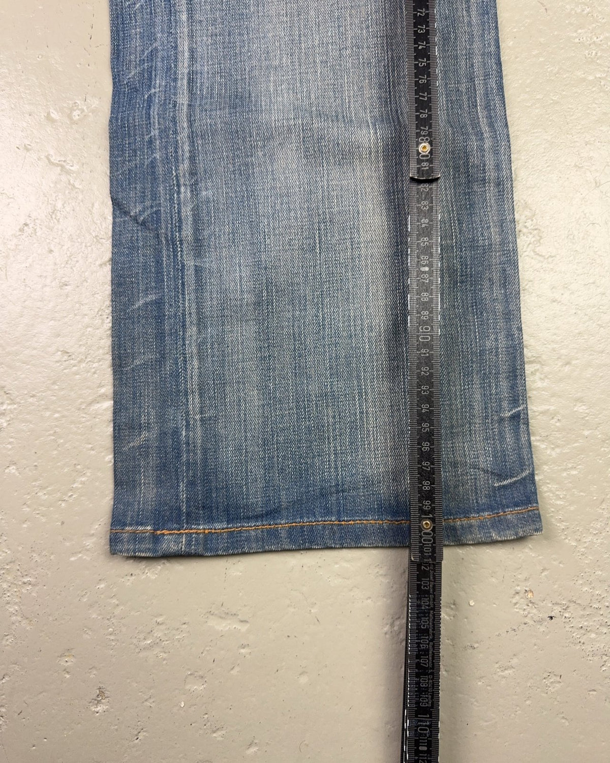 2000's Hilfiger Denim Baggy/Bootcut Jeans *rare 32x32 (M) - Lennys Vintage