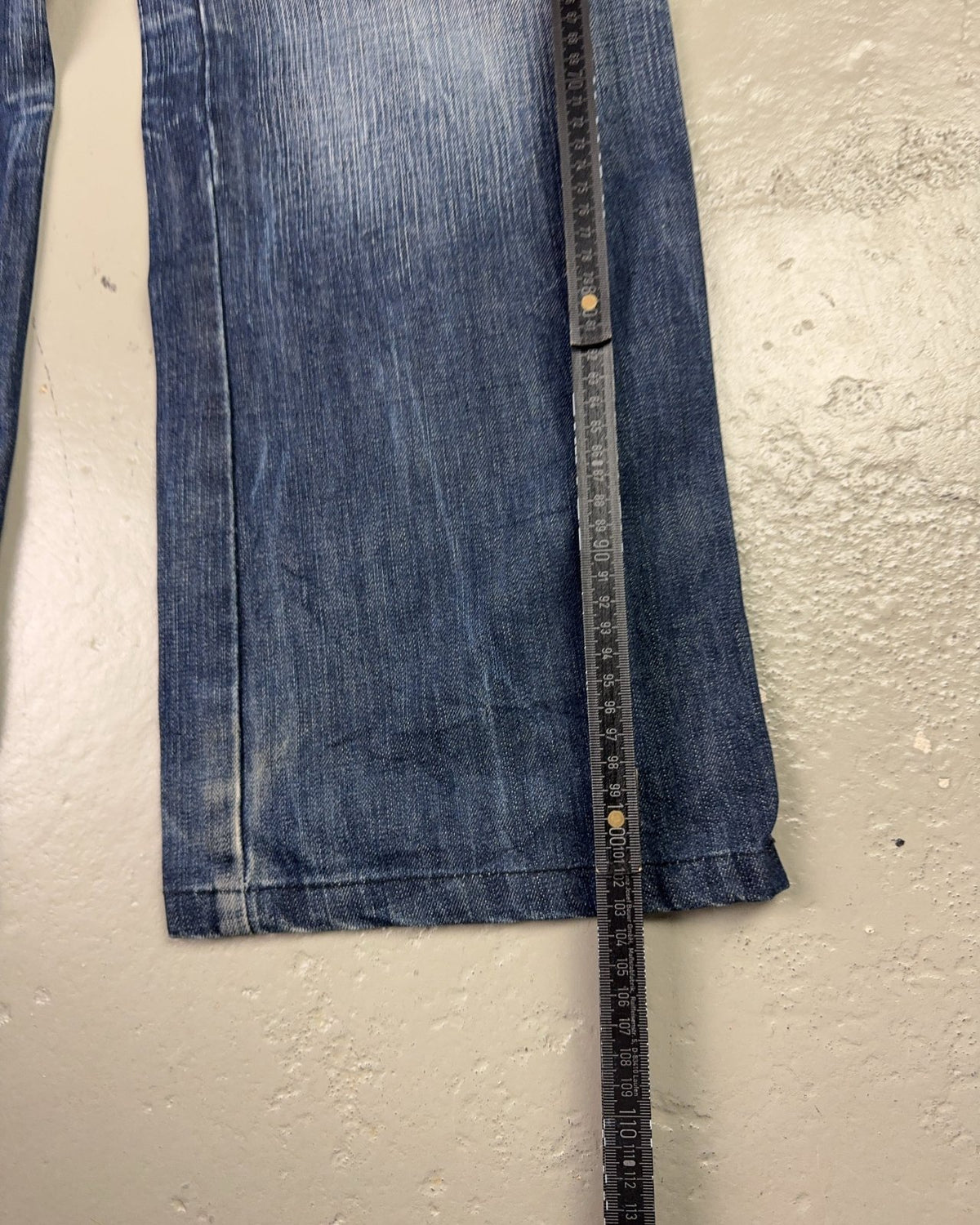 2000's Izzvati Japanese Baggy/Bootcut Jeans *very rare 32x32 (M) - Lennys Vintage